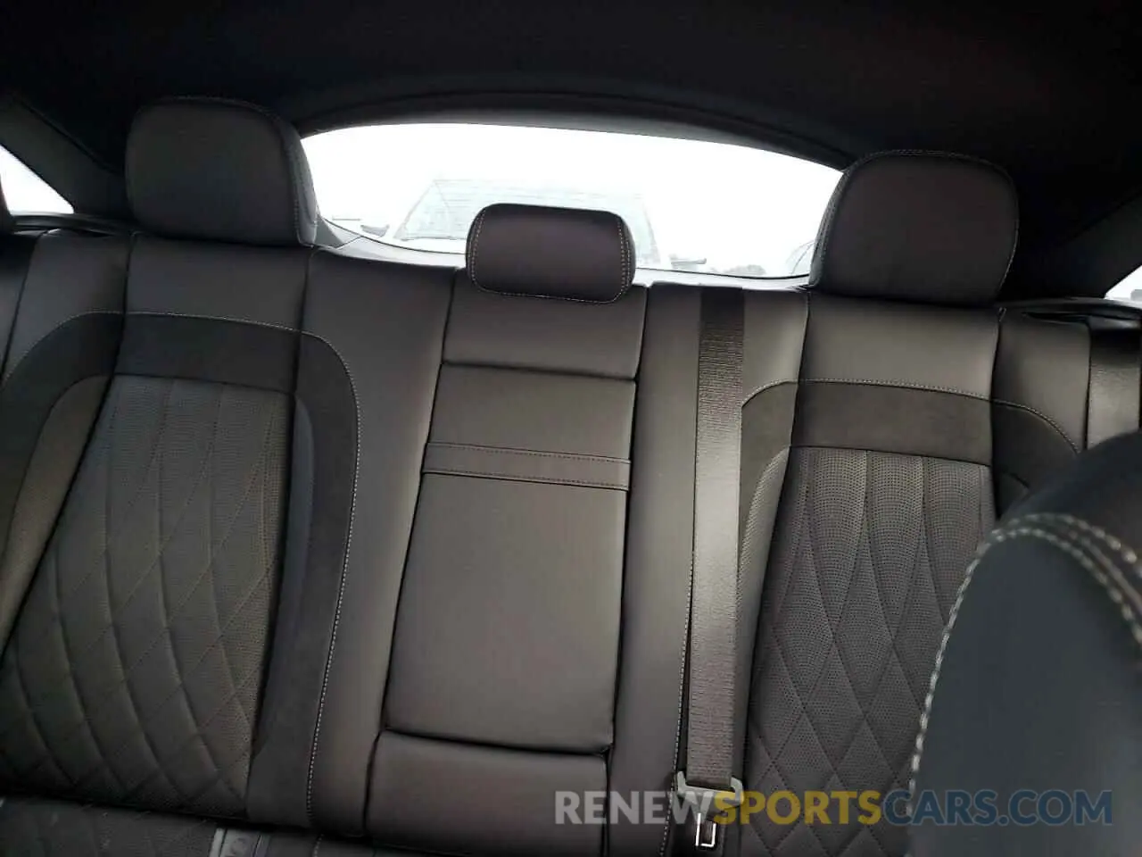 10 Photograph of a damaged car 4JGFD8KB0PA936065 MERCEDES-BENZ GLE-CLASS 2023