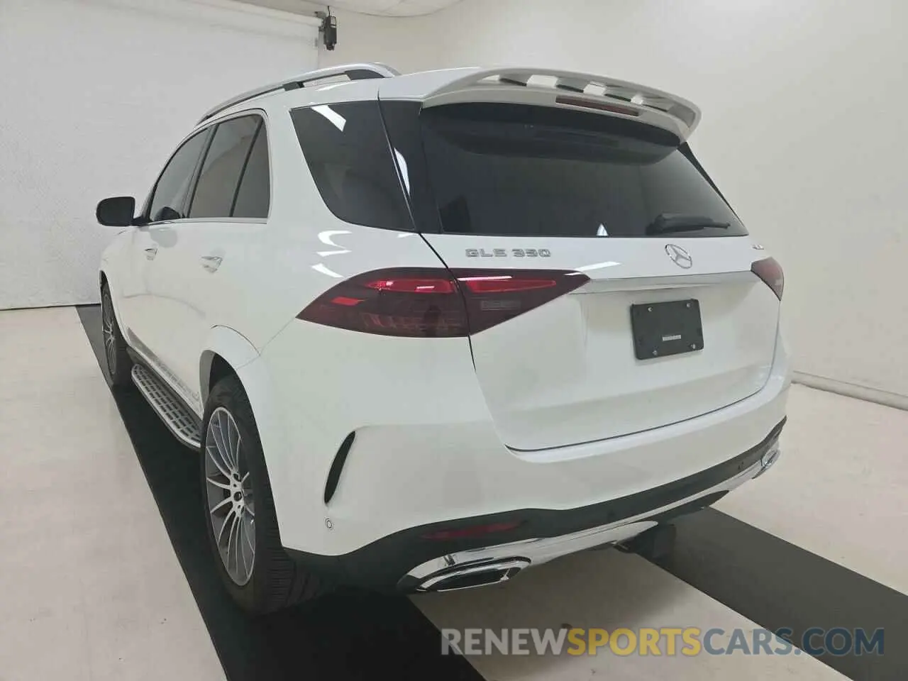 3 Photograph of a damaged car 4JGFB4FB0RA983298 MERCEDES-BENZ GLE-CLASS 2024
