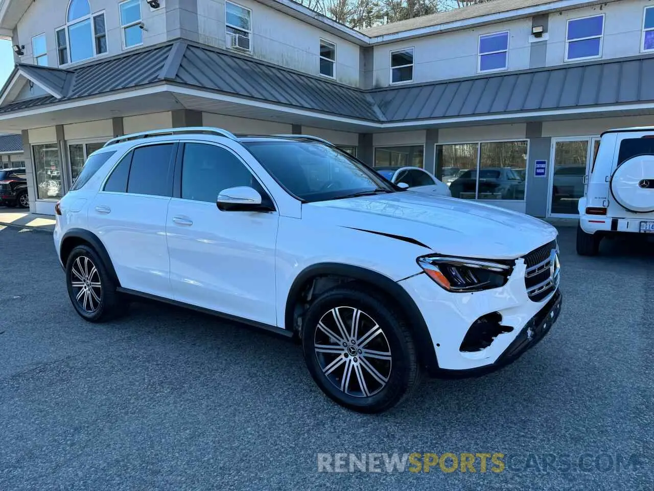 1 Photograph of a damaged car 4JGFB4FB1RA979390 MERCEDES-BENZ GLE-CLASS 2024