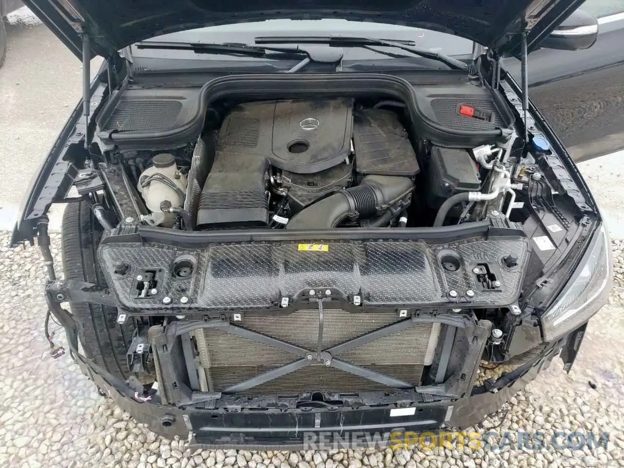 11 Photograph of a damaged car 4JGFB4FB1RB053467 MERCEDES-BENZ GLE-CLASS 2024