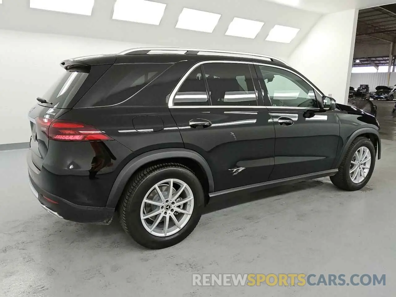 3 Photograph of a damaged car 4JGFB4FB3RB130680 MERCEDES-BENZ GLE-CLASS 2024