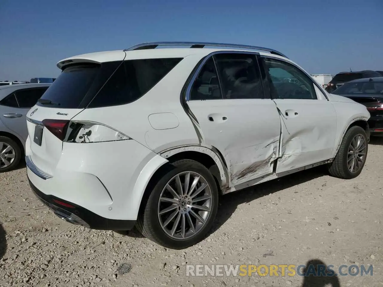 3 Photograph of a damaged car 4JGFB4FB4RB061949 MERCEDES-BENZ GLE-CLASS 2024