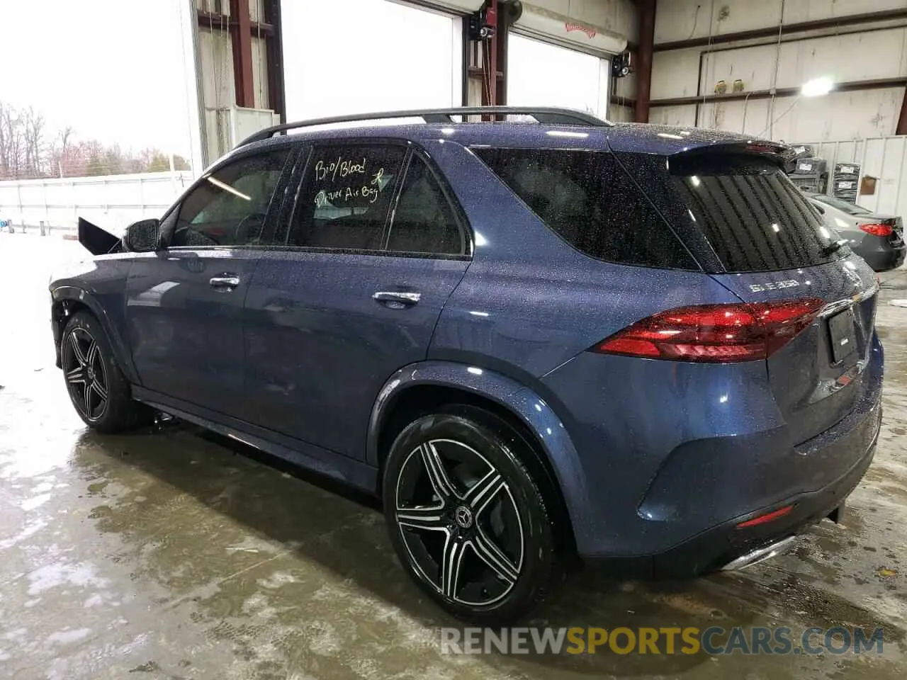 2 Photograph of a damaged car 4JGFB4FB4RB096975 MERCEDES-BENZ GLE-CLASS 2024