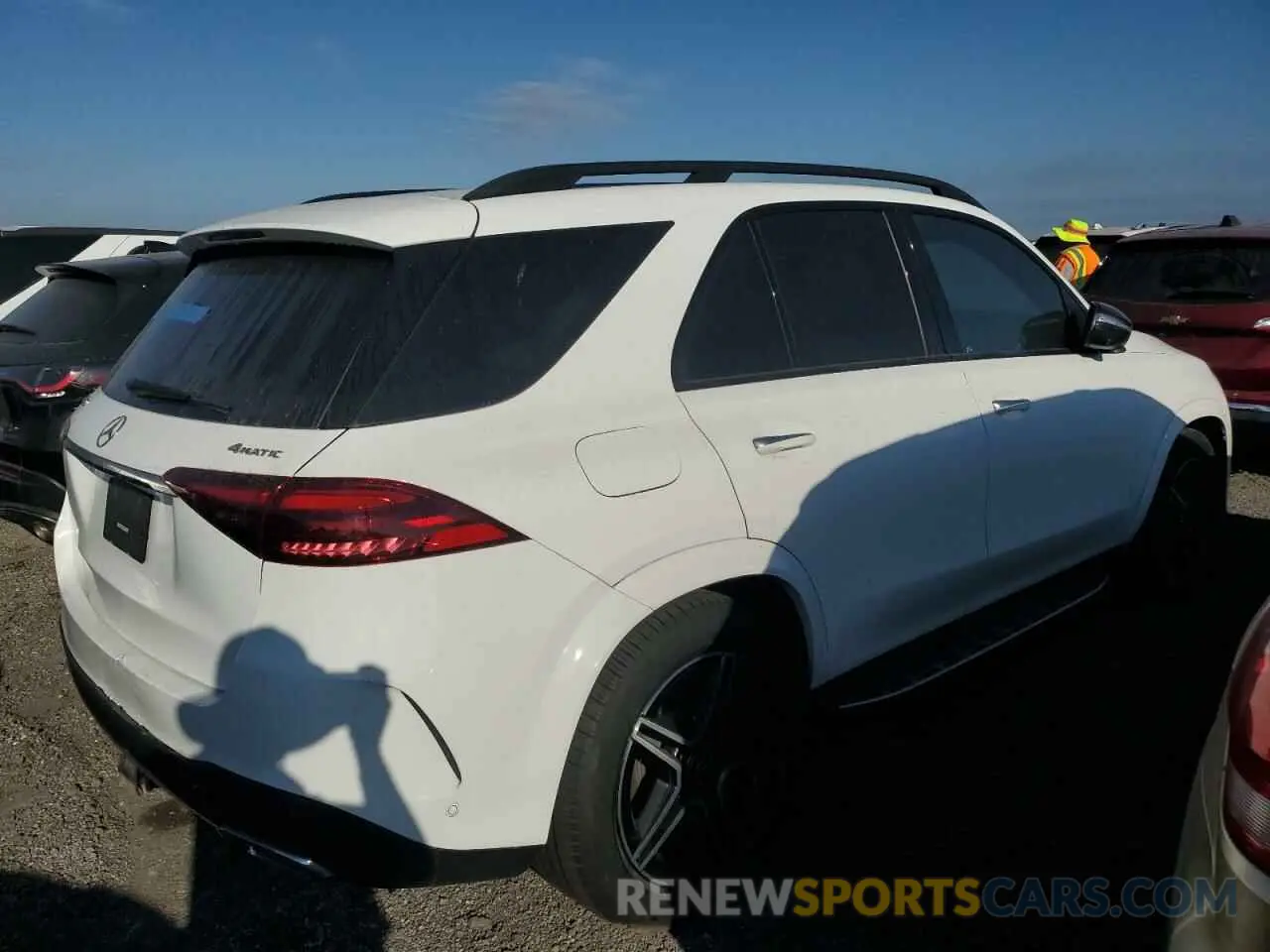 3 Photograph of a damaged car 4JGFB4FB4RB120563 MERCEDES-BENZ GLE-CLASS 2024