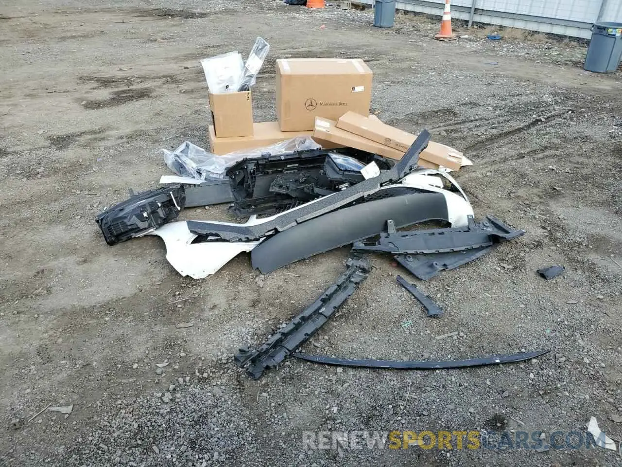 13 Photograph of a damaged car 4JGFB4FB5RA985192 MERCEDES-BENZ GLE-CLASS 2024