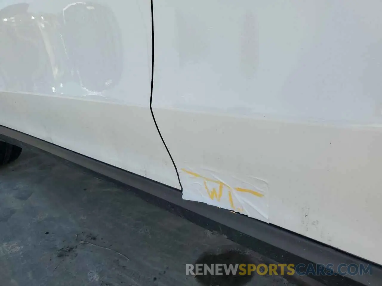 13 Photograph of a damaged car 4JGFB4FB7RA978311 MERCEDES-BENZ GLE-CLASS 2024