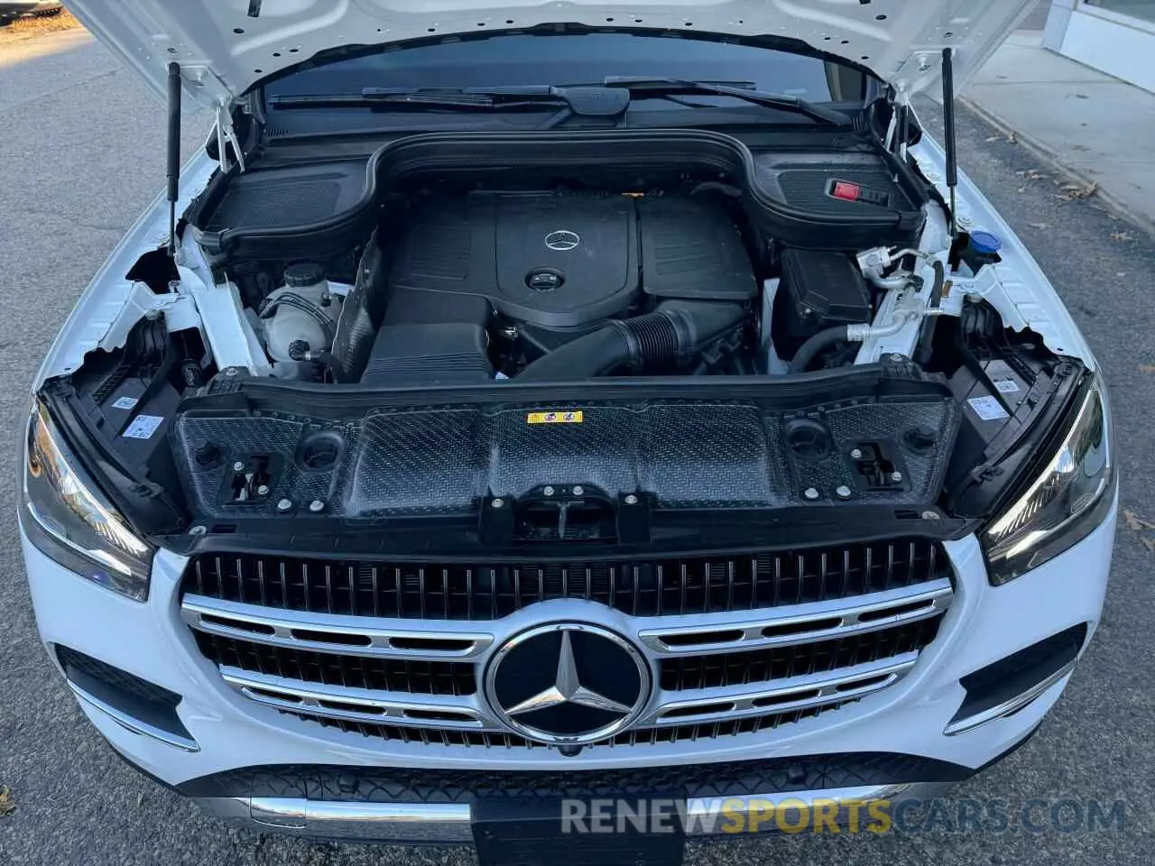 7 Photograph of a damaged car 4JGFB4FB8RA982562 MERCEDES-BENZ GLE-CLASS 2024