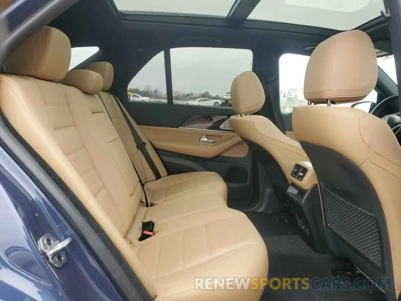 11 Photograph of a damaged car 4JGFB4FB8RB057936 MERCEDES-BENZ GLE-CLASS 2024