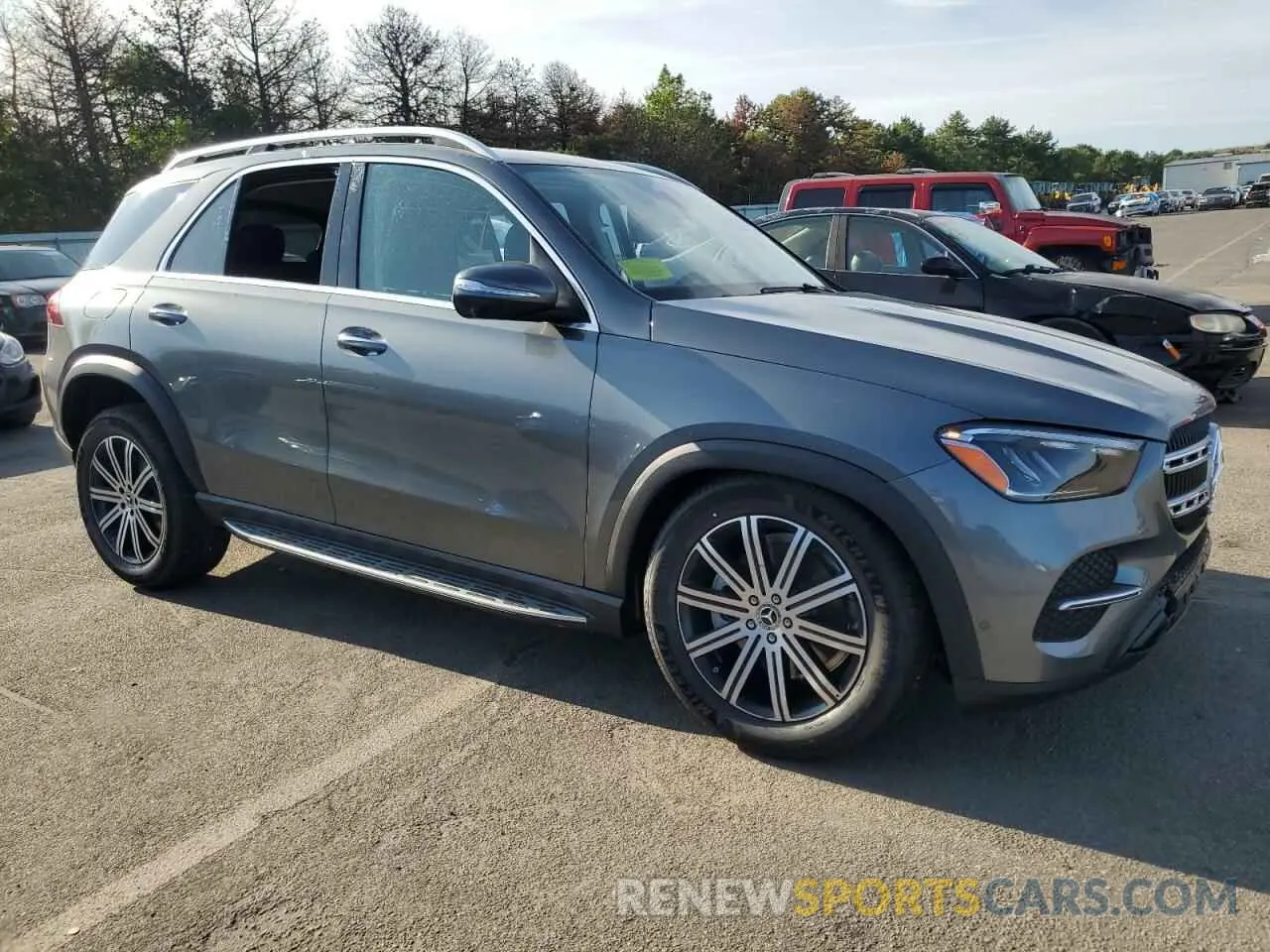 4 Photograph of a damaged car 4JGFB4FB8RB238793 MERCEDES-BENZ GLE-CLASS 2024