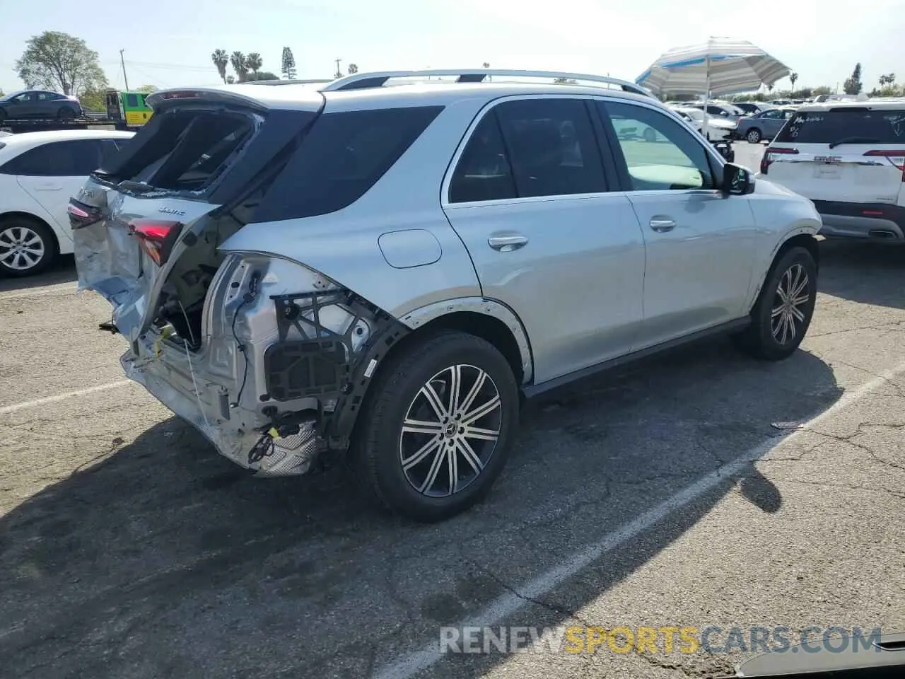 3 Photograph of a damaged car 4JGFB4FB8RB250099 MERCEDES-BENZ GLE-CLASS 2024