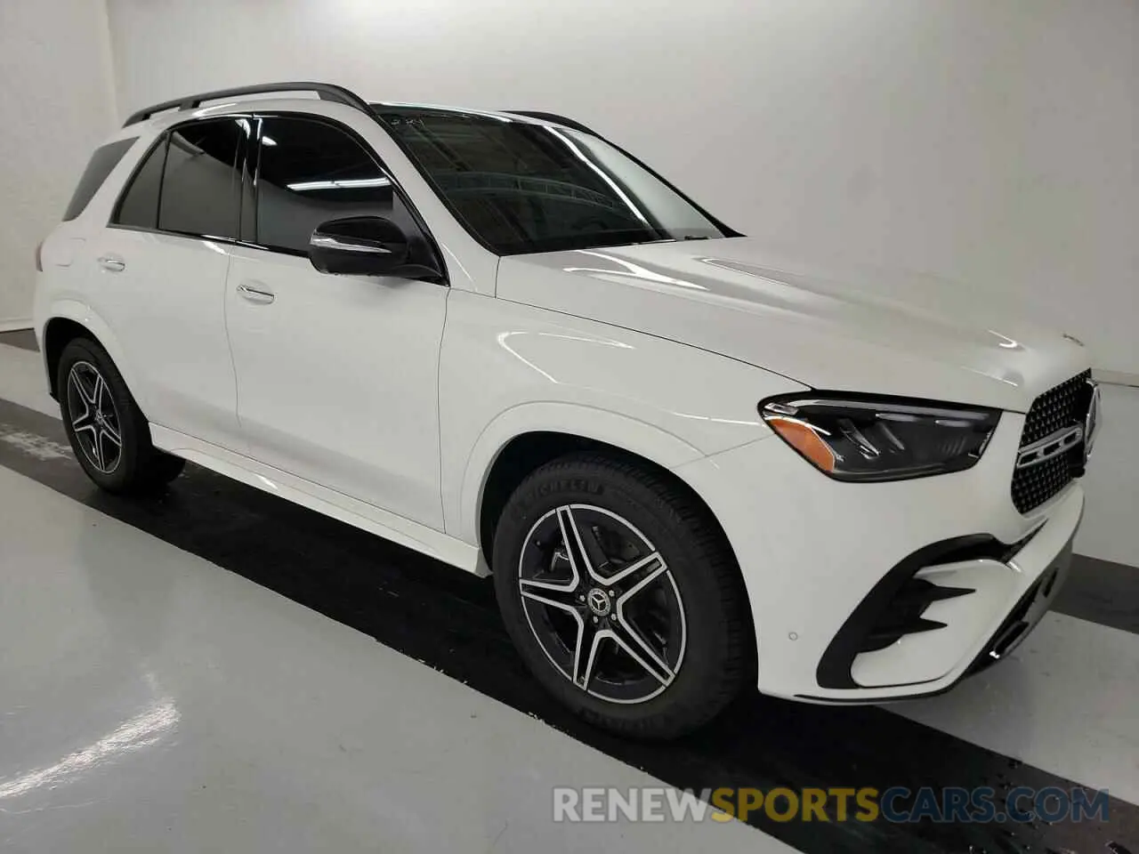 1 Photograph of a damaged car 4JGFB4FE7RA979825 MERCEDES-BENZ GLE-CLASS 2024