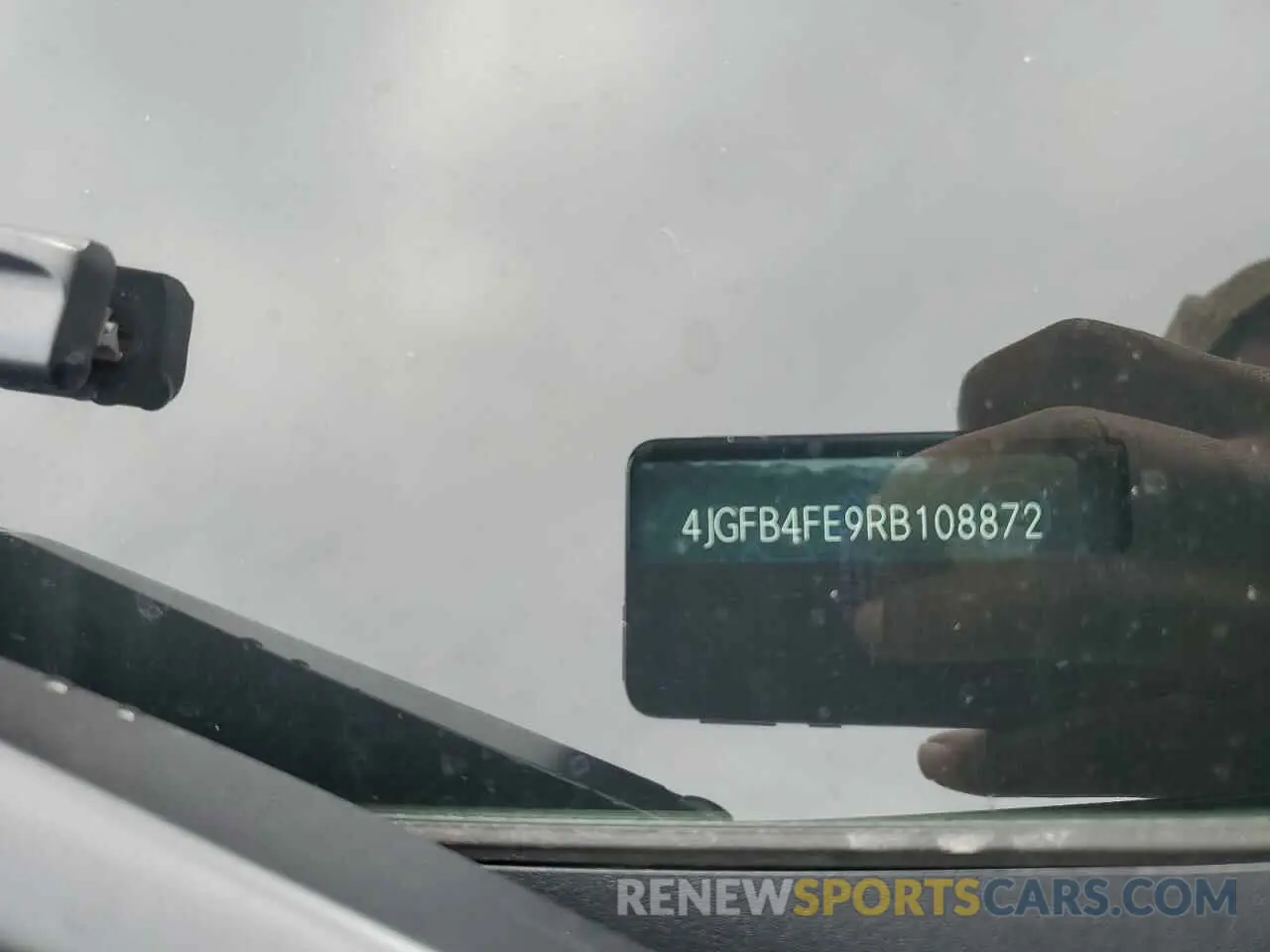 13 Photograph of a damaged car 4JGFB4FE9RB108872 MERCEDES-BENZ GLE-CLASS 2024