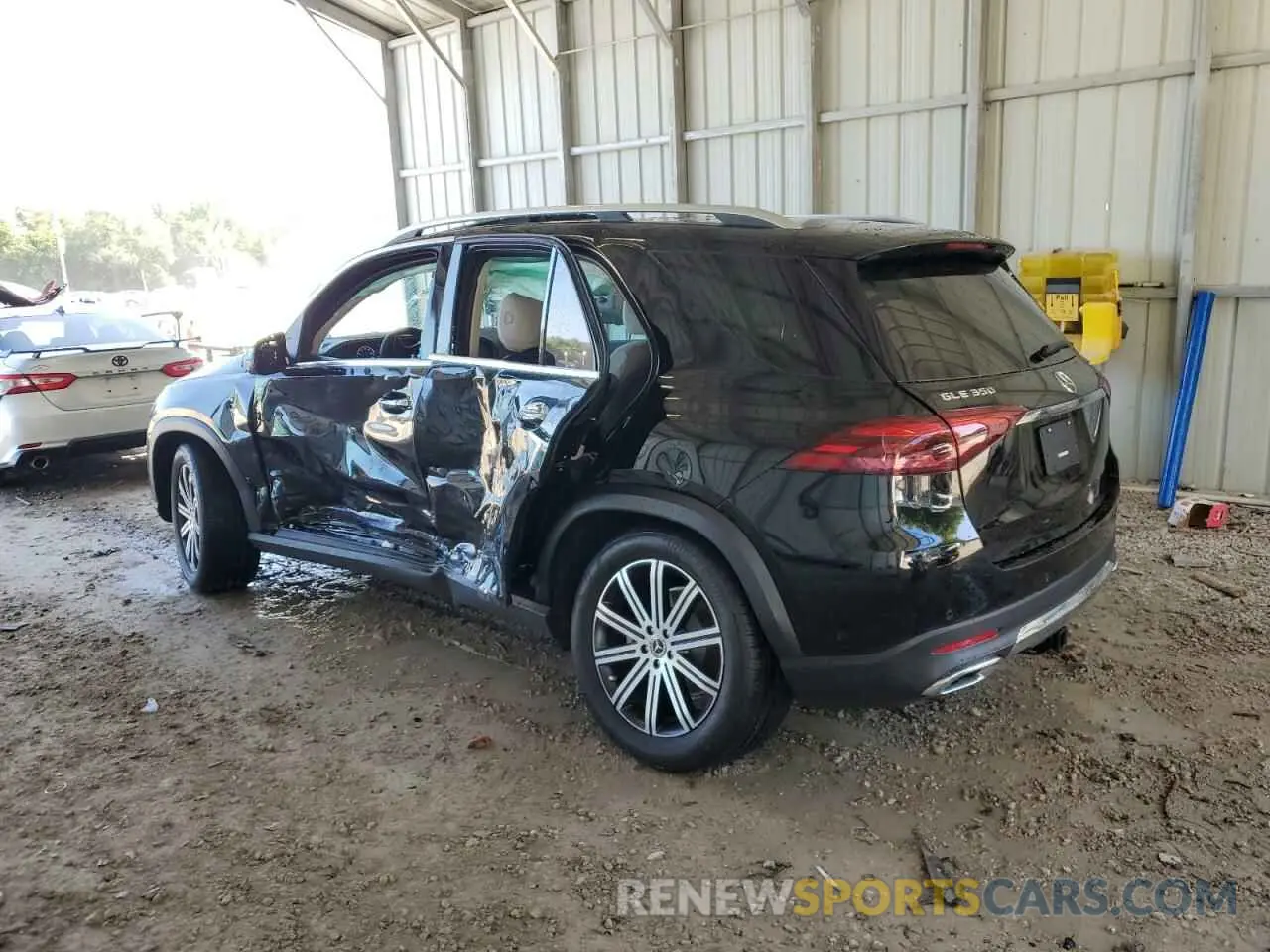 2 Photograph of a damaged car 4JGFB4FE9RB108872 MERCEDES-BENZ GLE-CLASS 2024