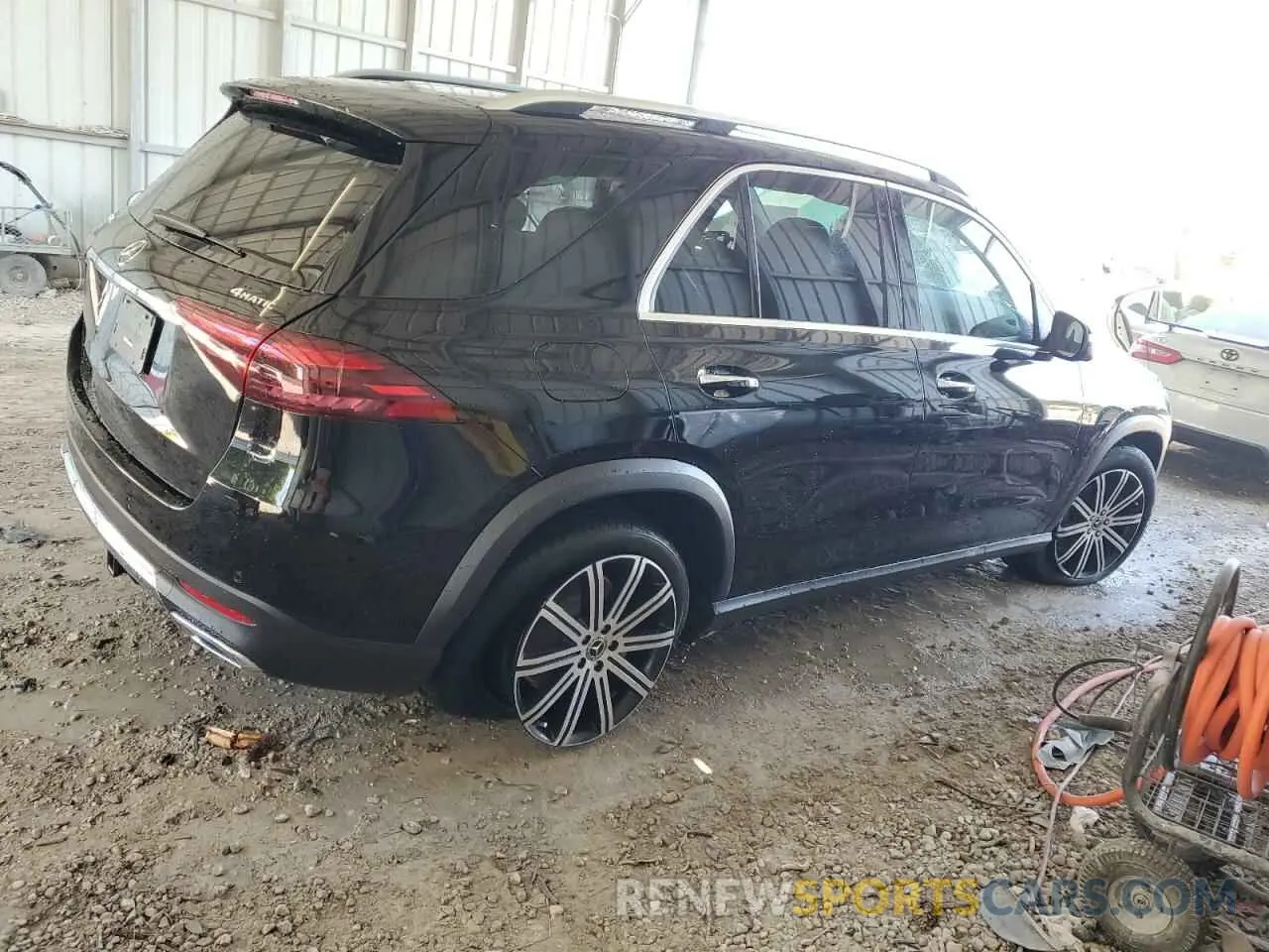3 Photograph of a damaged car 4JGFB4FE9RB108872 MERCEDES-BENZ GLE-CLASS 2024