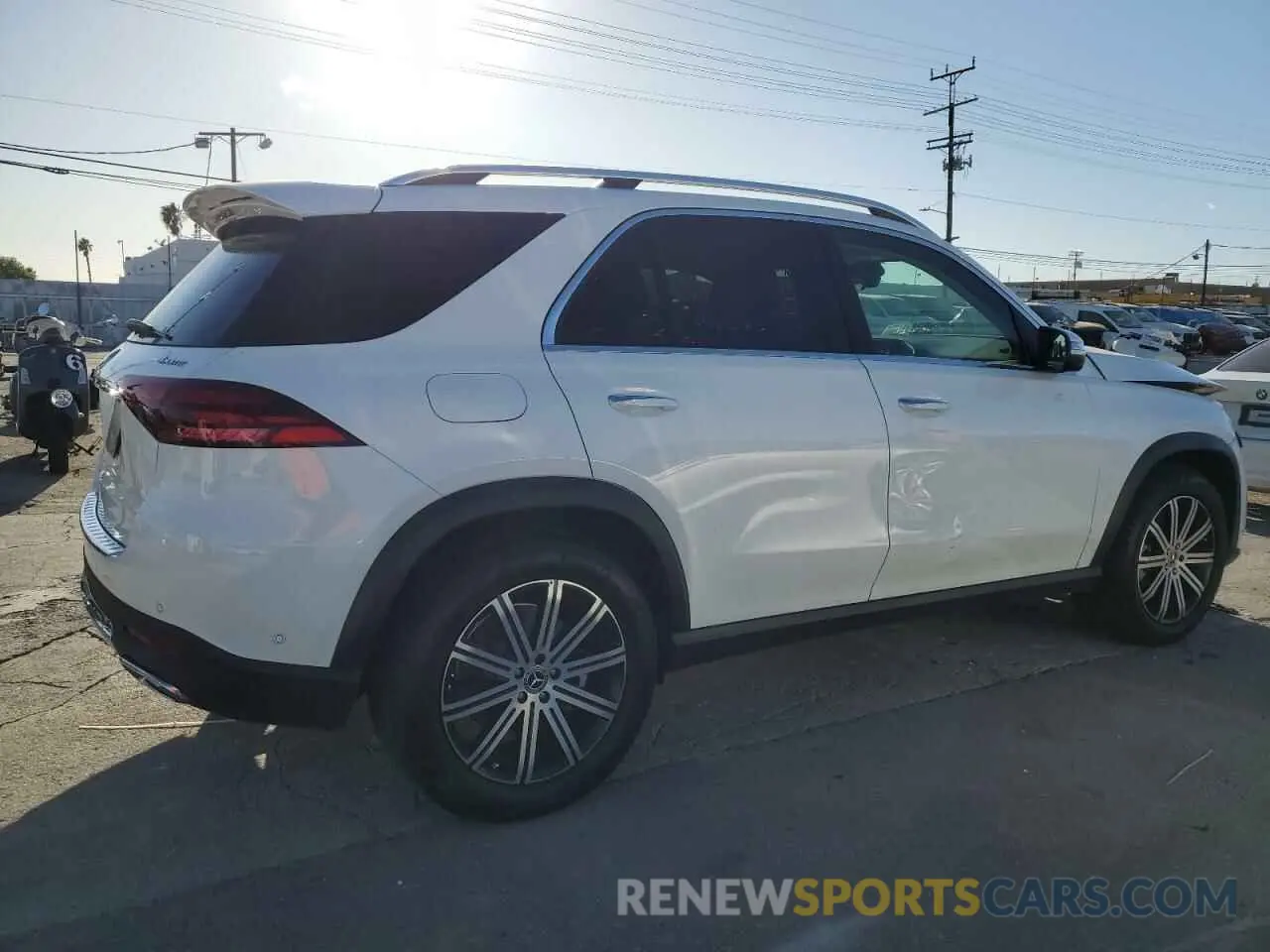 3 Photograph of a damaged car 4JGFB5KB6RB177388 MERCEDES-BENZ GLE-CLASS 2024
