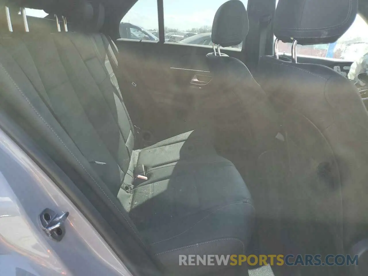 11 Photograph of a damaged car 4JGFB5KB9RB177353 MERCEDES-BENZ GLE-CLASS 2024