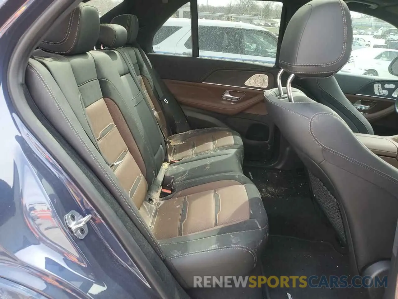 11 Photograph of a damaged car 4JGFB8KBXRB143049 MERCEDES-BENZ GLE-CLASS 2024