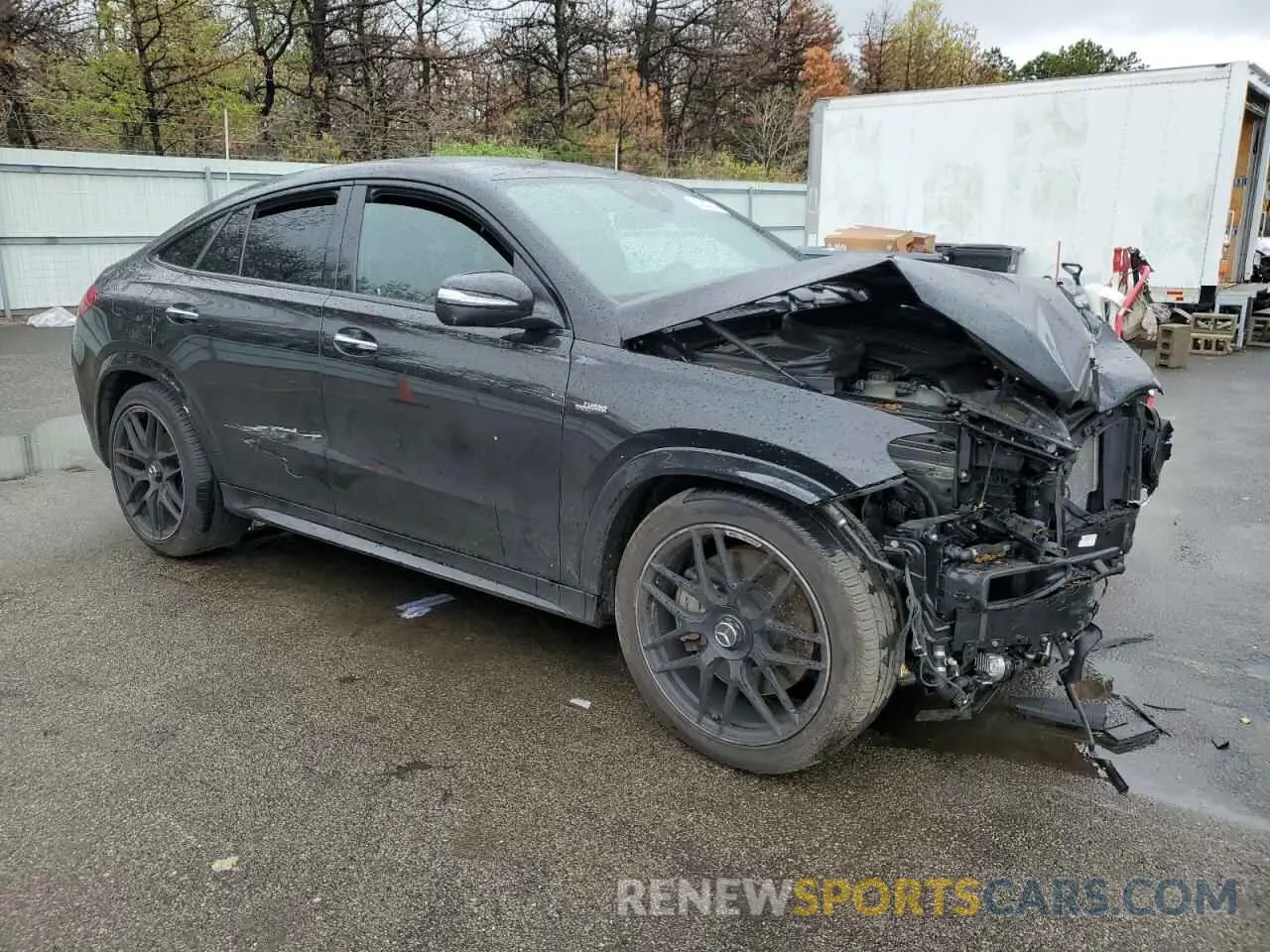 4 Photograph of a damaged car 4JGFD6BB1RB009495 MERCEDES-BENZ GLE-CLASS 2024