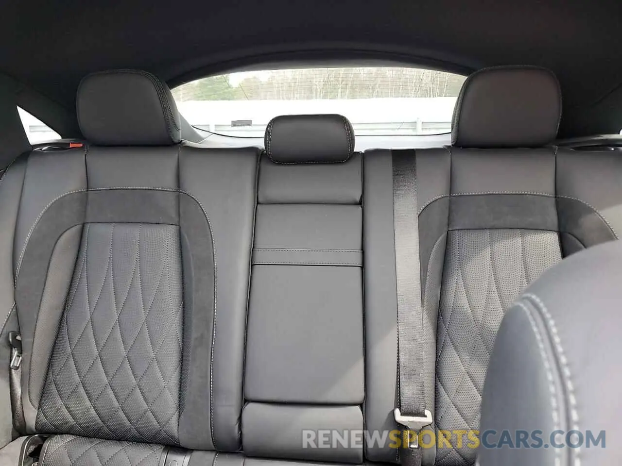 10 Photograph of a damaged car 4JGFD6BB3RB110165 MERCEDES-BENZ GLE-CLASS 2024