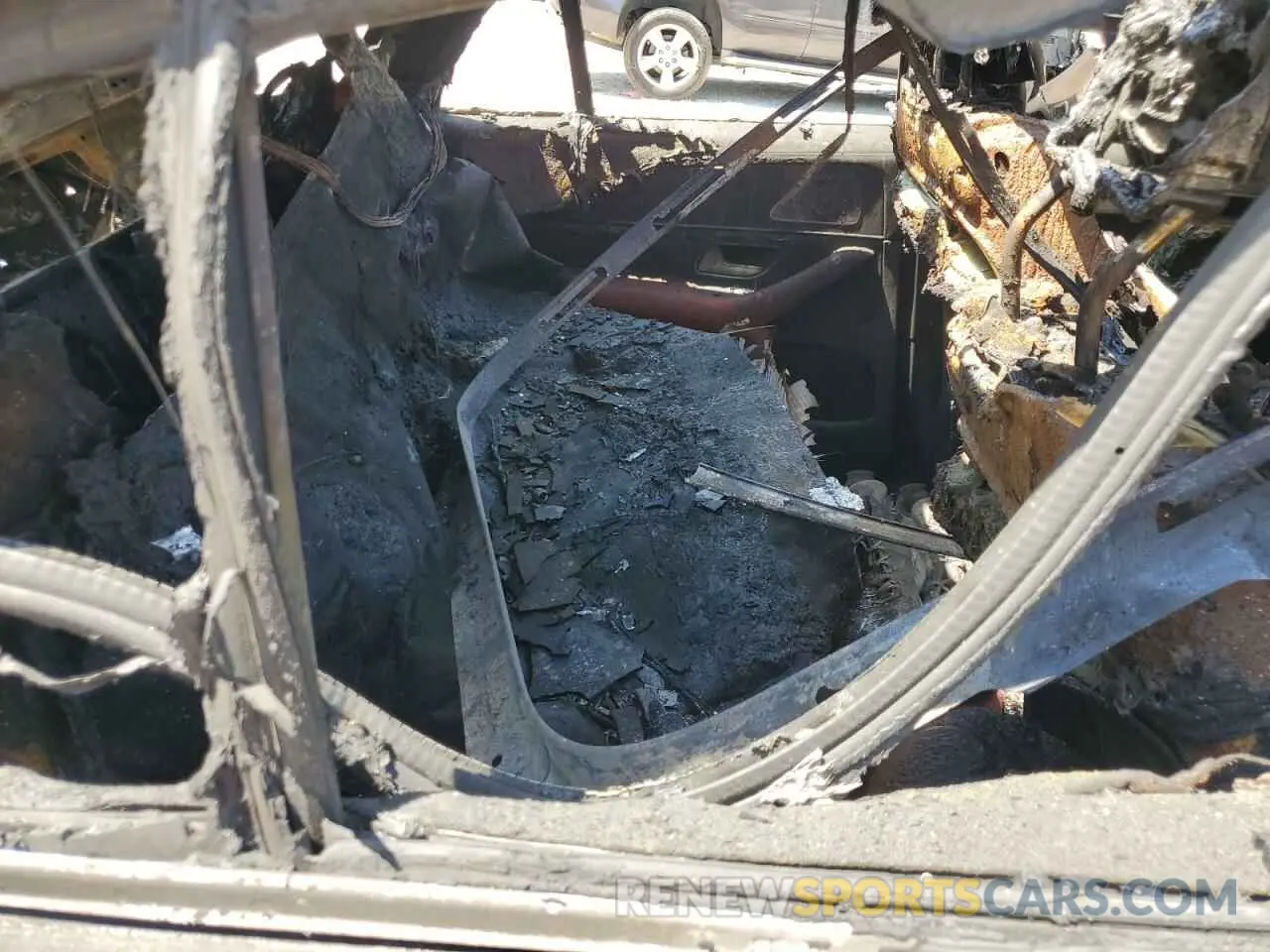 10 Photograph of a damaged car 4JGFD8KBXRB046945 MERCEDES-BENZ GLE-CLASS 2024