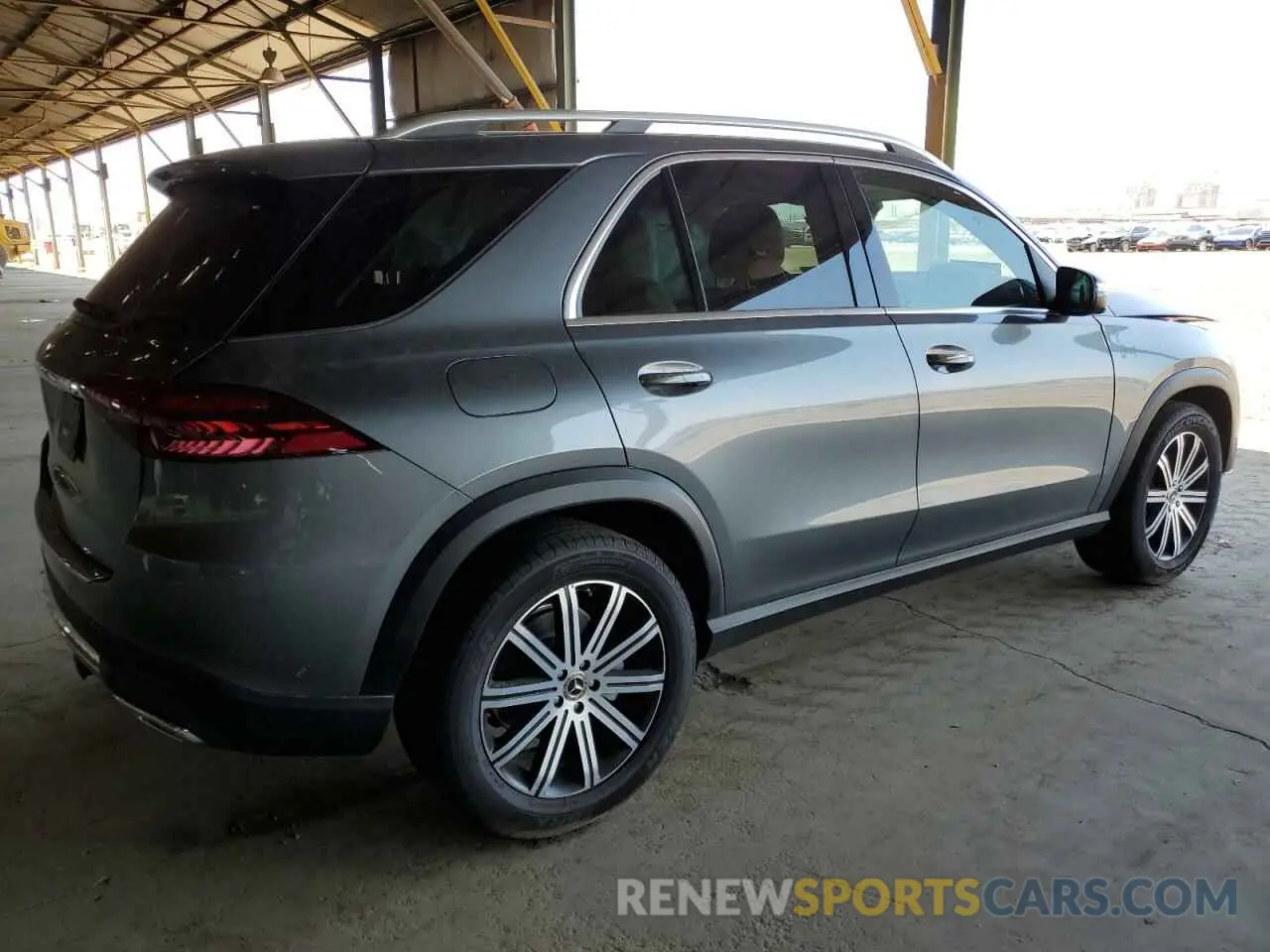 3 Photograph of a damaged car 4JGFB4EB7SB350766 MERCEDES-BENZ GLE-CLASS 2025