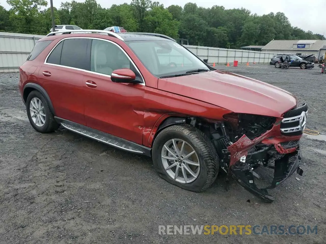4 Photograph of a damaged car 4JGFB4FBXSB392525 MERCEDES-BENZ GLE-CLASS 2025