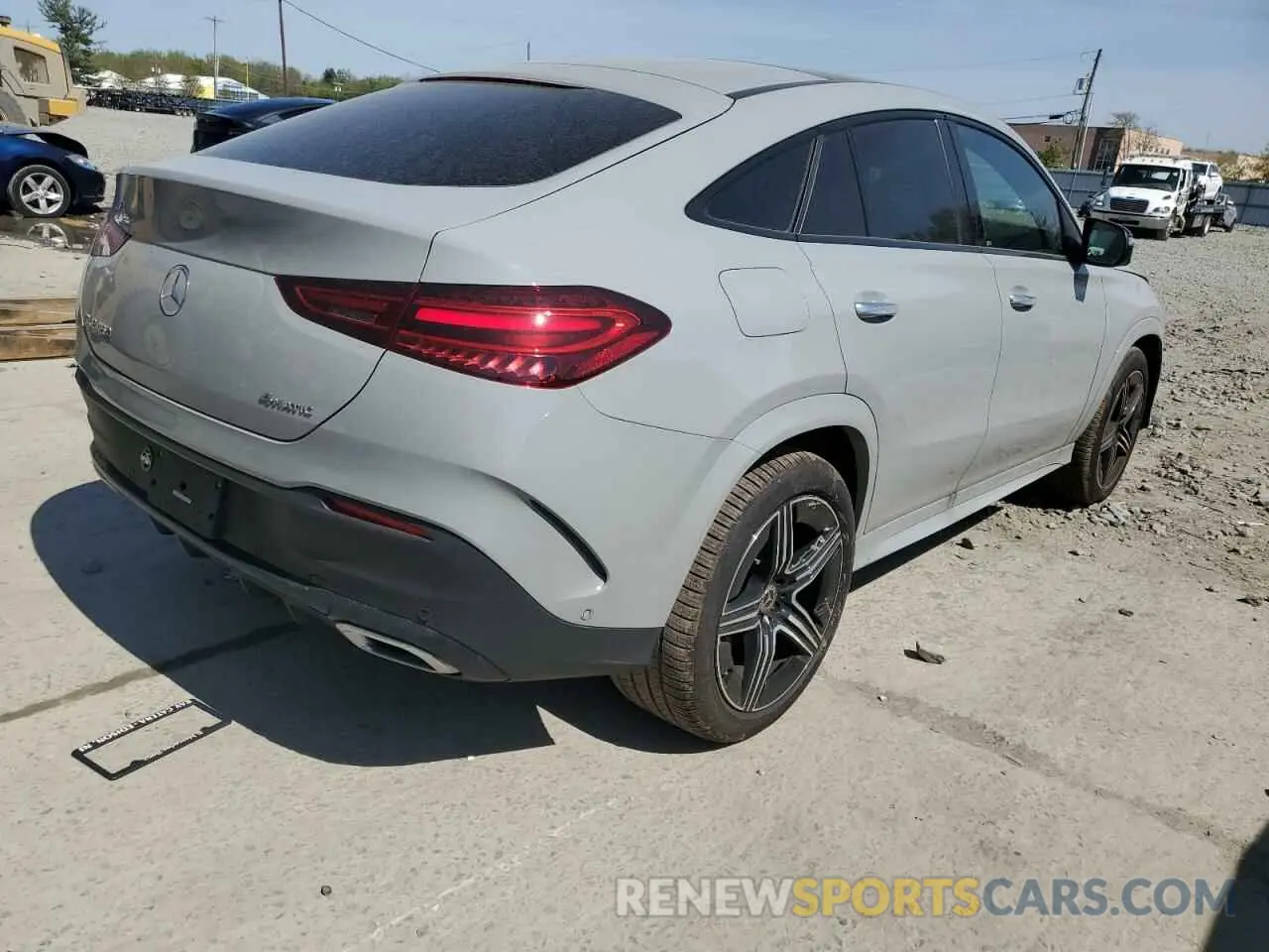 3 Photograph of a damaged car 4JGFD5KB4SB356349 MERCEDES-BENZ GLE-CLASS 2025
