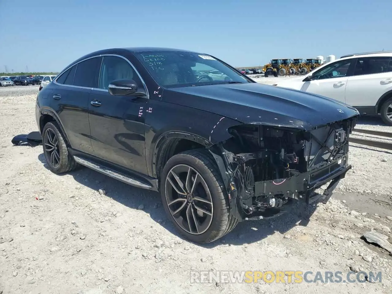 4 Photograph of a damaged car 4JGFD5KB7SB292761 MERCEDES-BENZ GLE-CLASS 2025