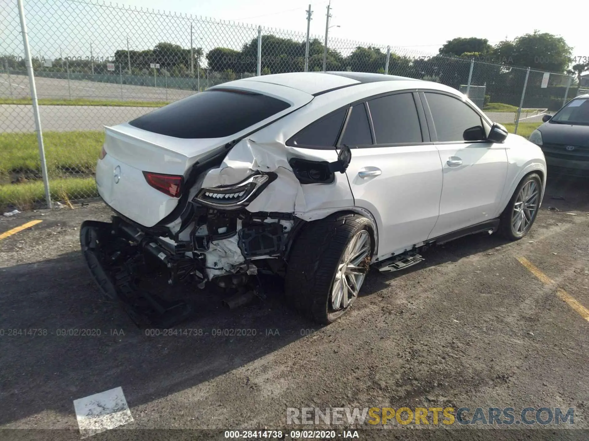 4 Photograph of a damaged car 4JGFD6BB8MA199584 MERCEDES-BENZ GLE COUPE 2021