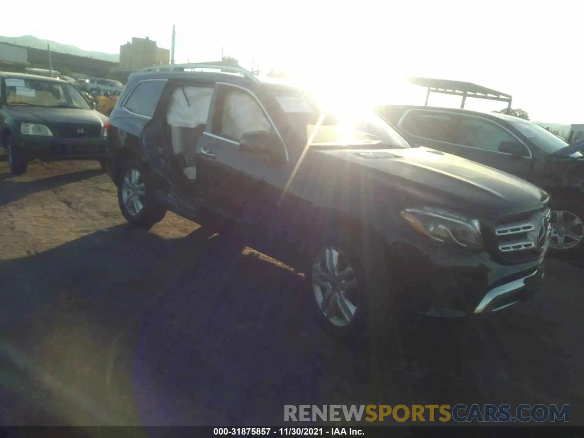 1 Photograph of a damaged car 4JGDF6EE2KB197960 MERCEDES-BENZ GLS 2019