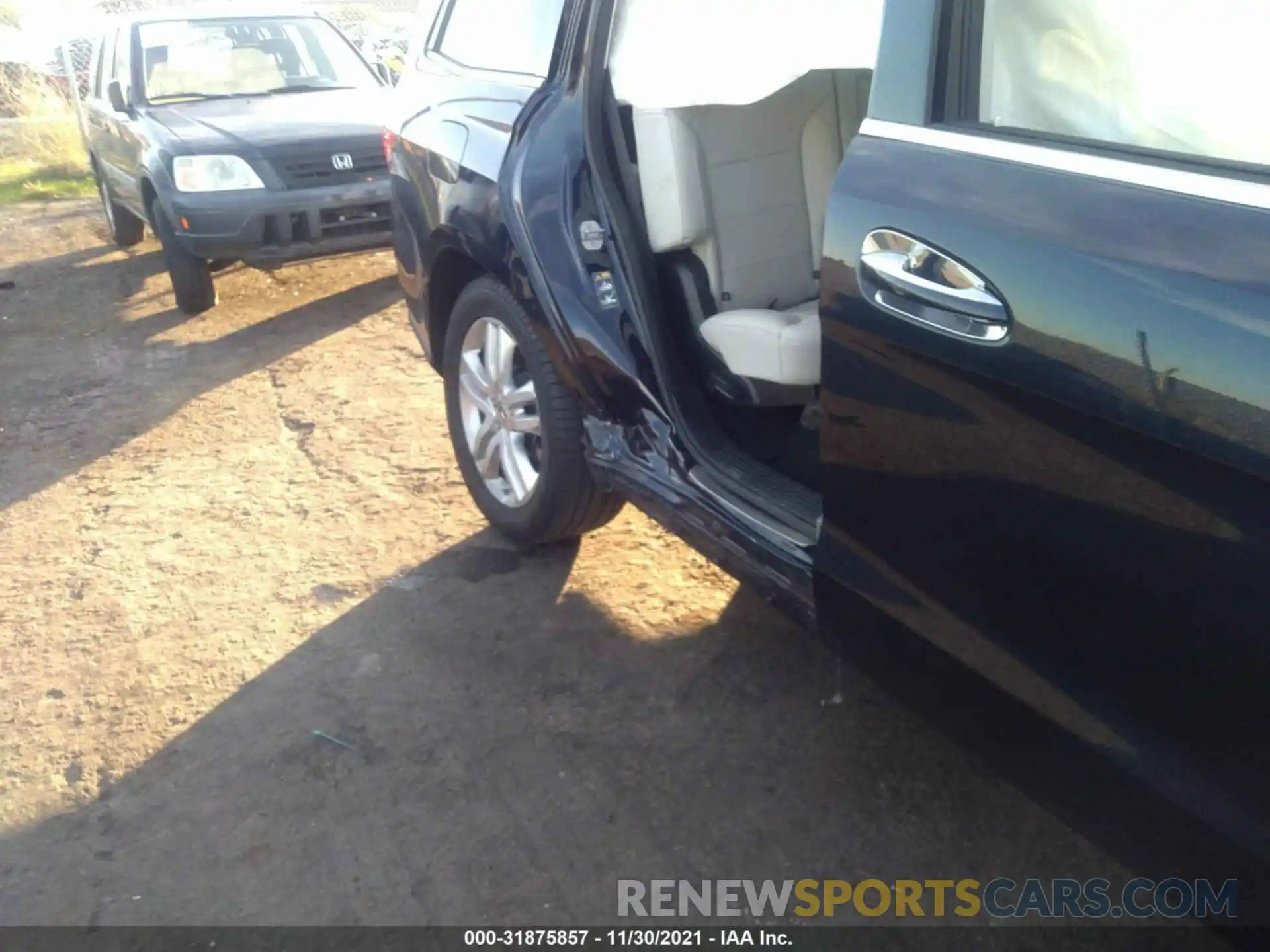 6 Photograph of a damaged car 4JGDF6EE2KB197960 MERCEDES-BENZ GLS 2019