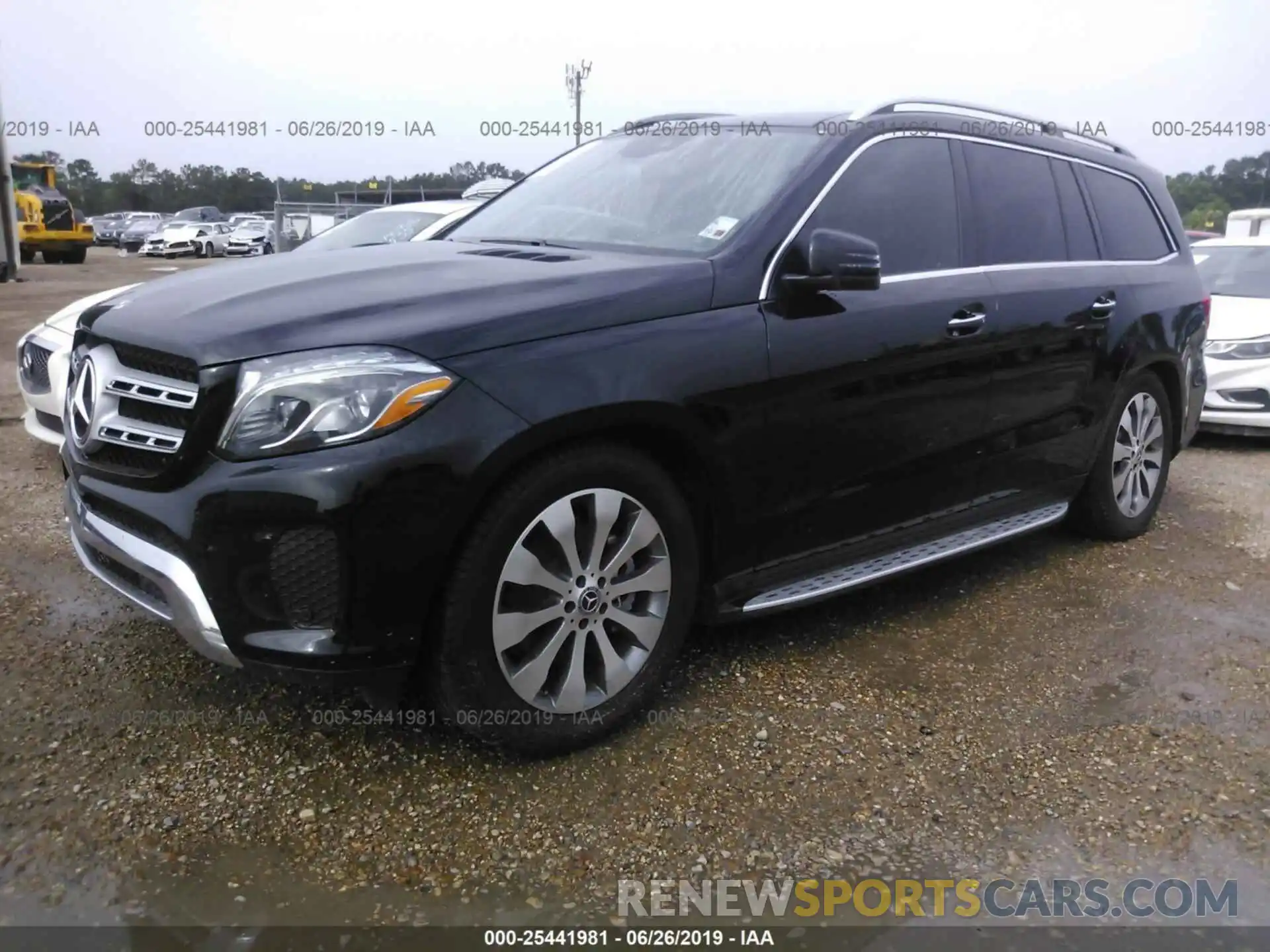 2 Photograph of a damaged car 4JGDF6EE3KB217309 MERCEDES-BENZ GLS 2019