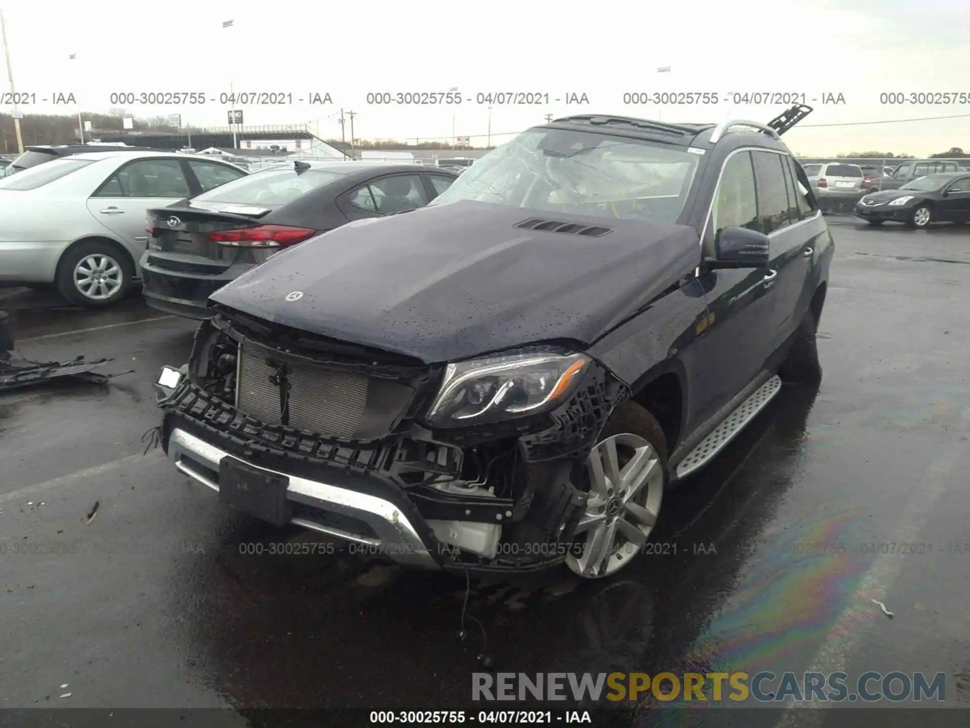 2 Photograph of a damaged car 4JGDF6EE3KB227581 MERCEDES-BENZ GLS 2019