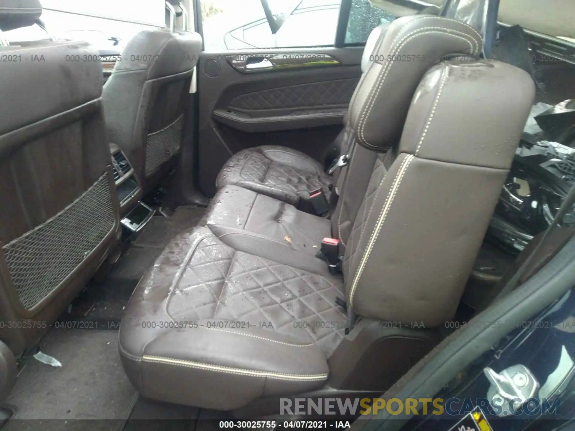 8 Photograph of a damaged car 4JGDF6EE3KB227581 MERCEDES-BENZ GLS 2019