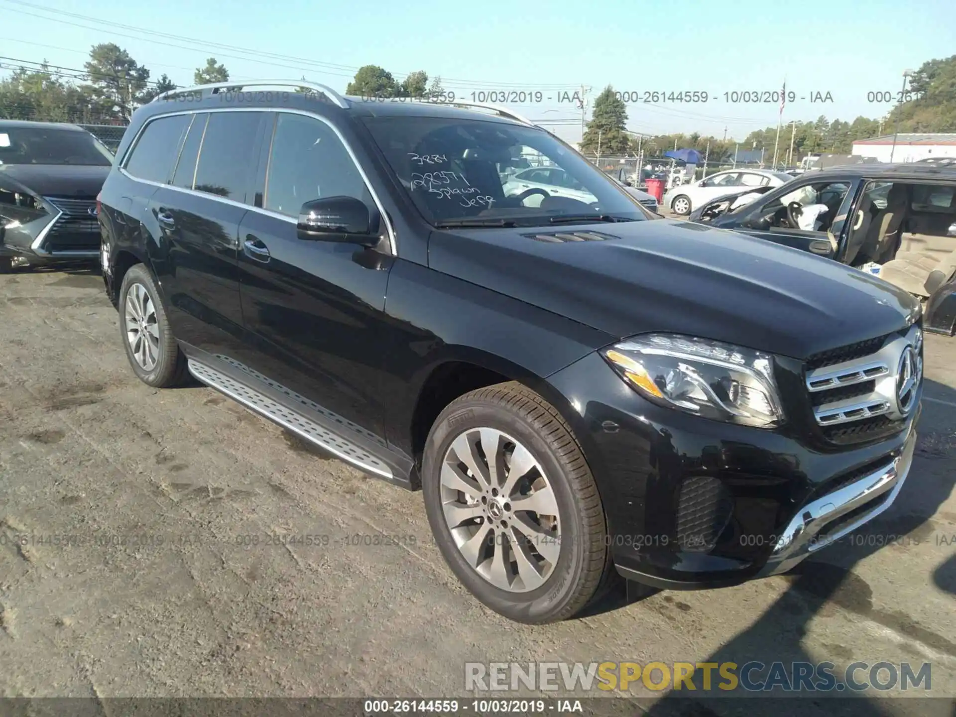 1 Photograph of a damaged car 4JGDF6EE3KB235535 MERCEDES-BENZ GLS 2019