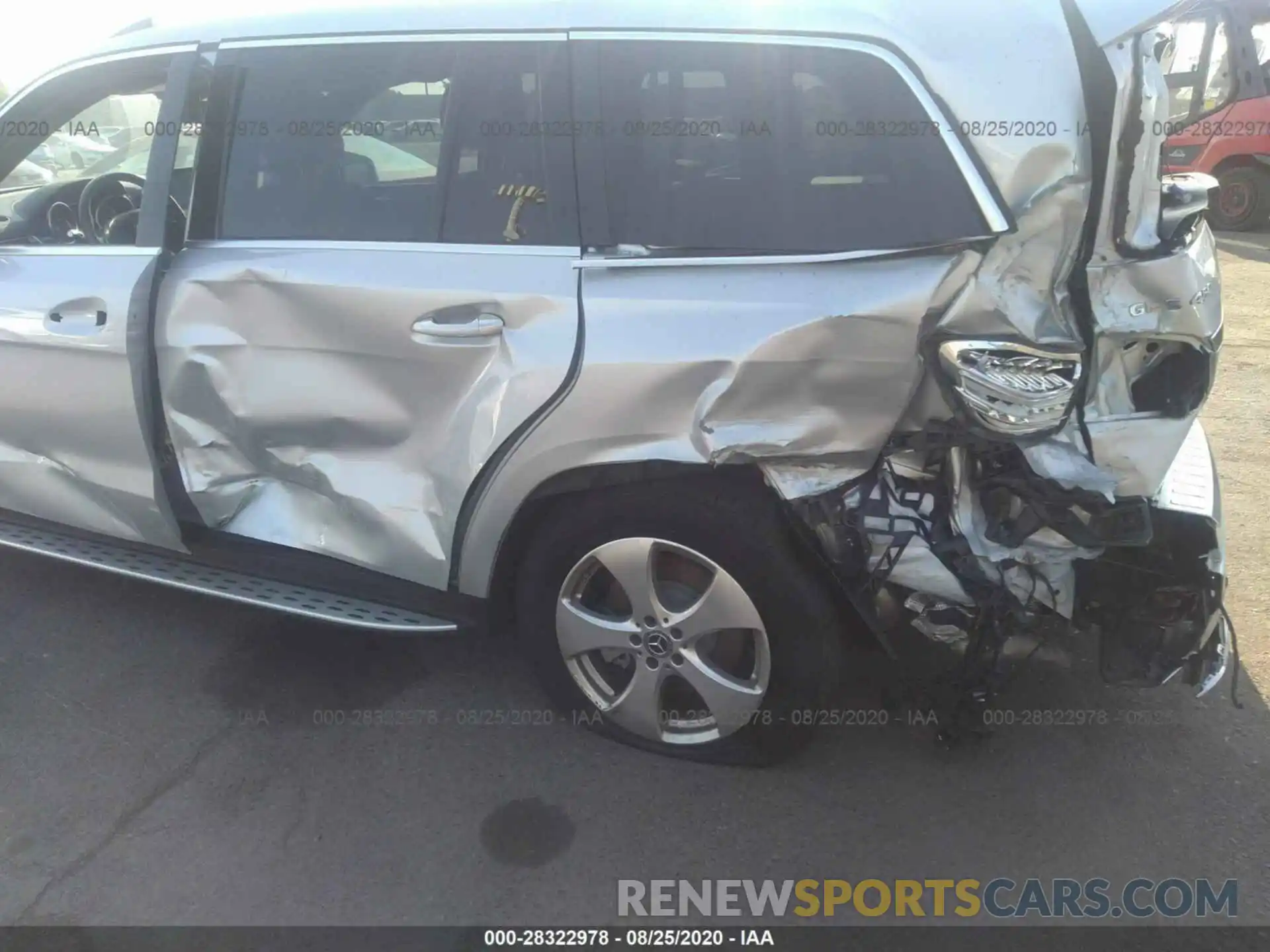 6 Photograph of a damaged car 4JGDF6EE4KB237665 MERCEDES-BENZ GLS 2019