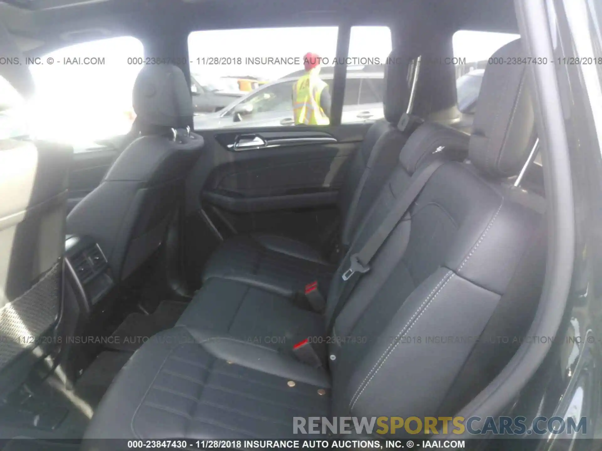 8 Photograph of a damaged car 4JGDF6EE5KB183826 Mercedes-benz Gls 2019