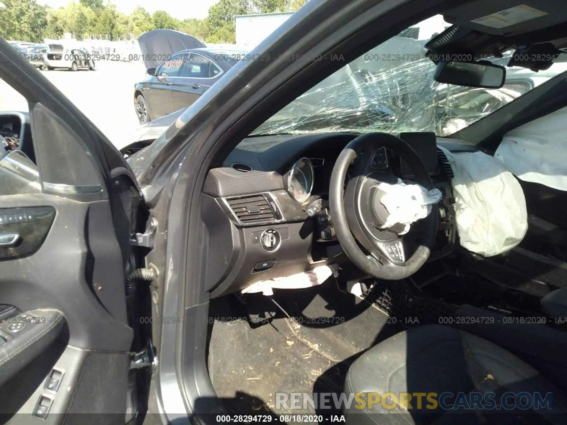 5 Photograph of a damaged car 4JGDF6EE6KB205736 MERCEDES-BENZ GLS 2019