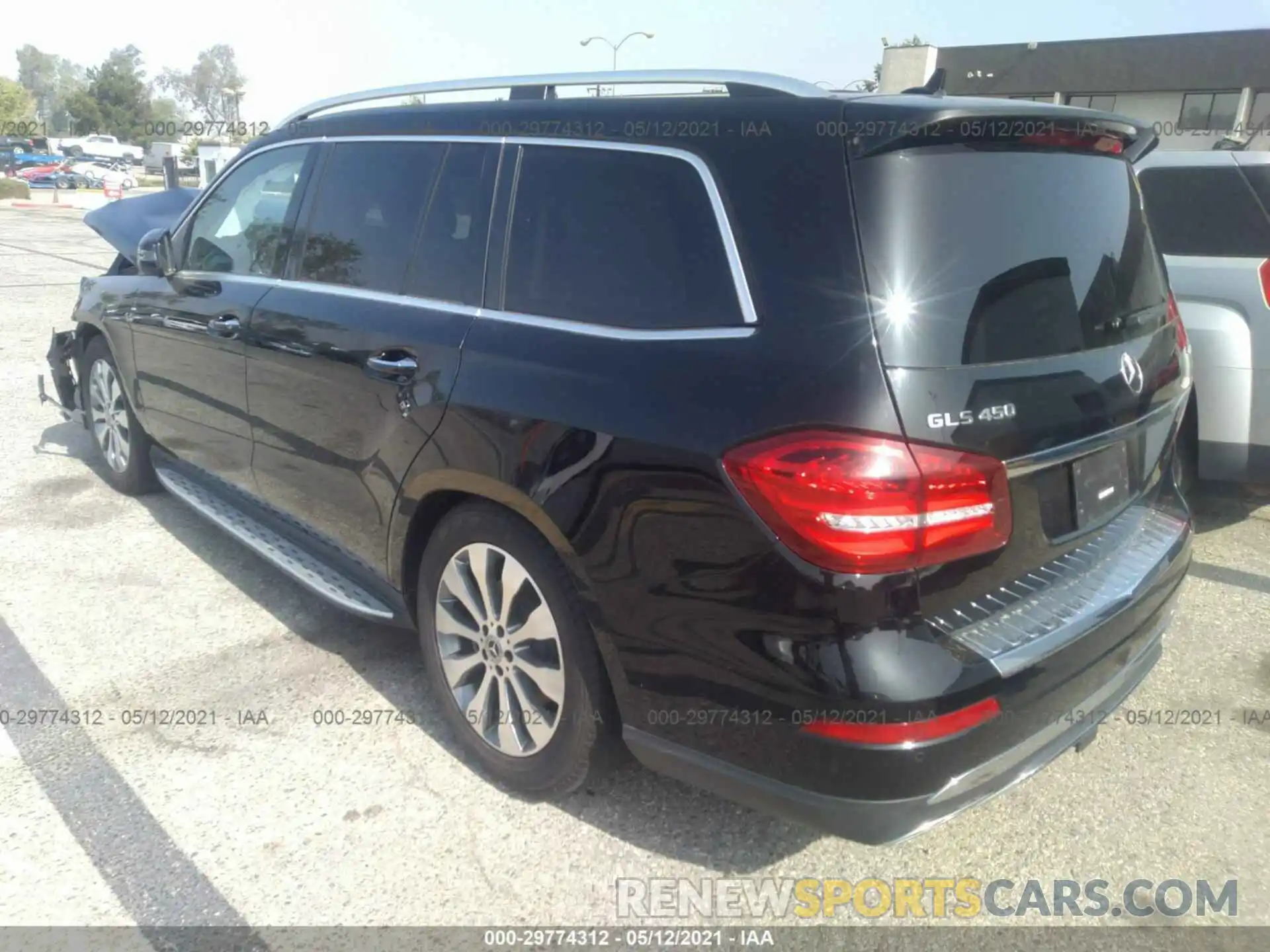 3 Photograph of a damaged car 4JGDF6EE7KB228894 MERCEDES-BENZ GLS 2019