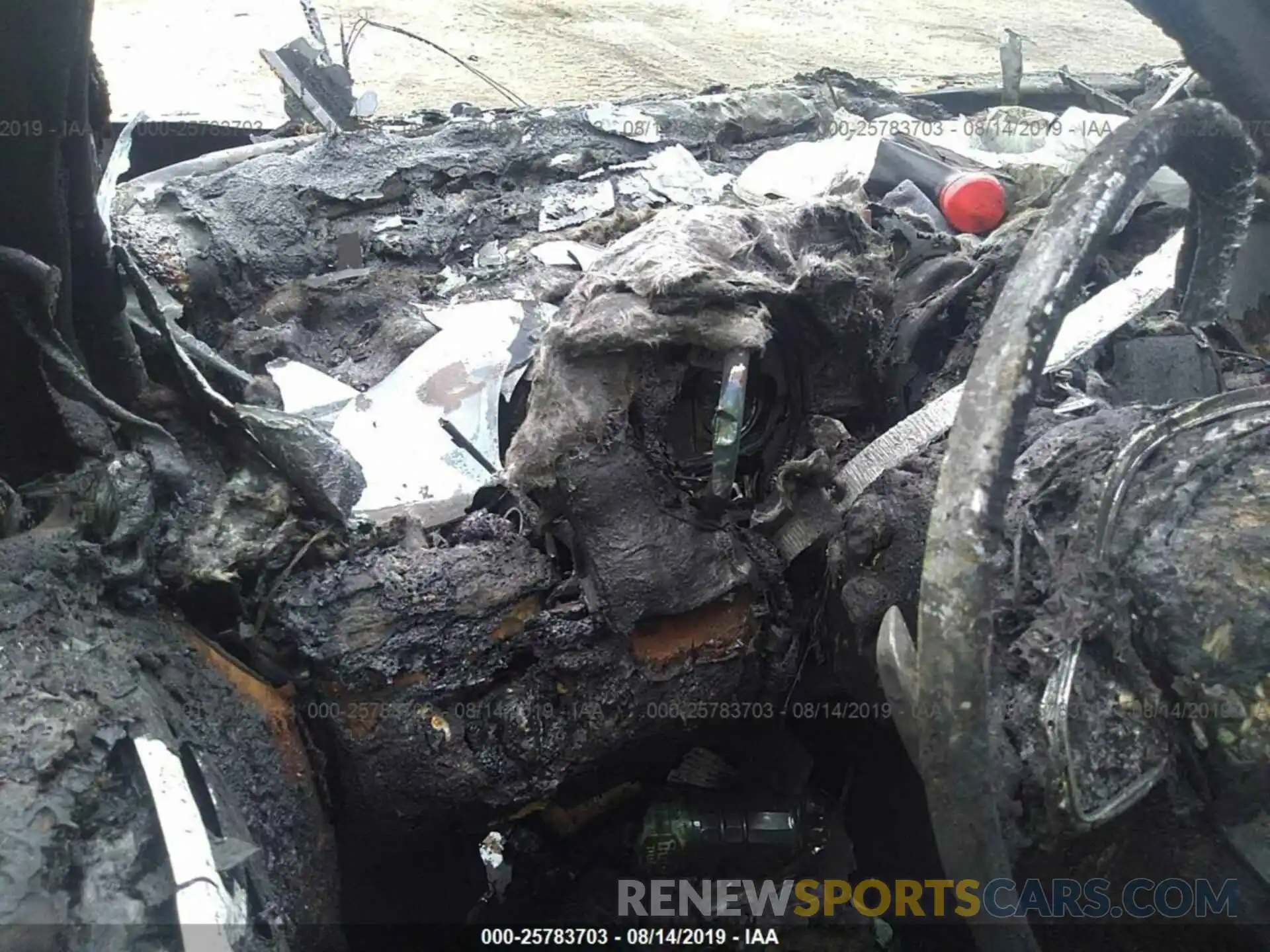 7 Photograph of a damaged car 4JGDF6EE9KB228847 MERCEDES-BENZ GLS 2019