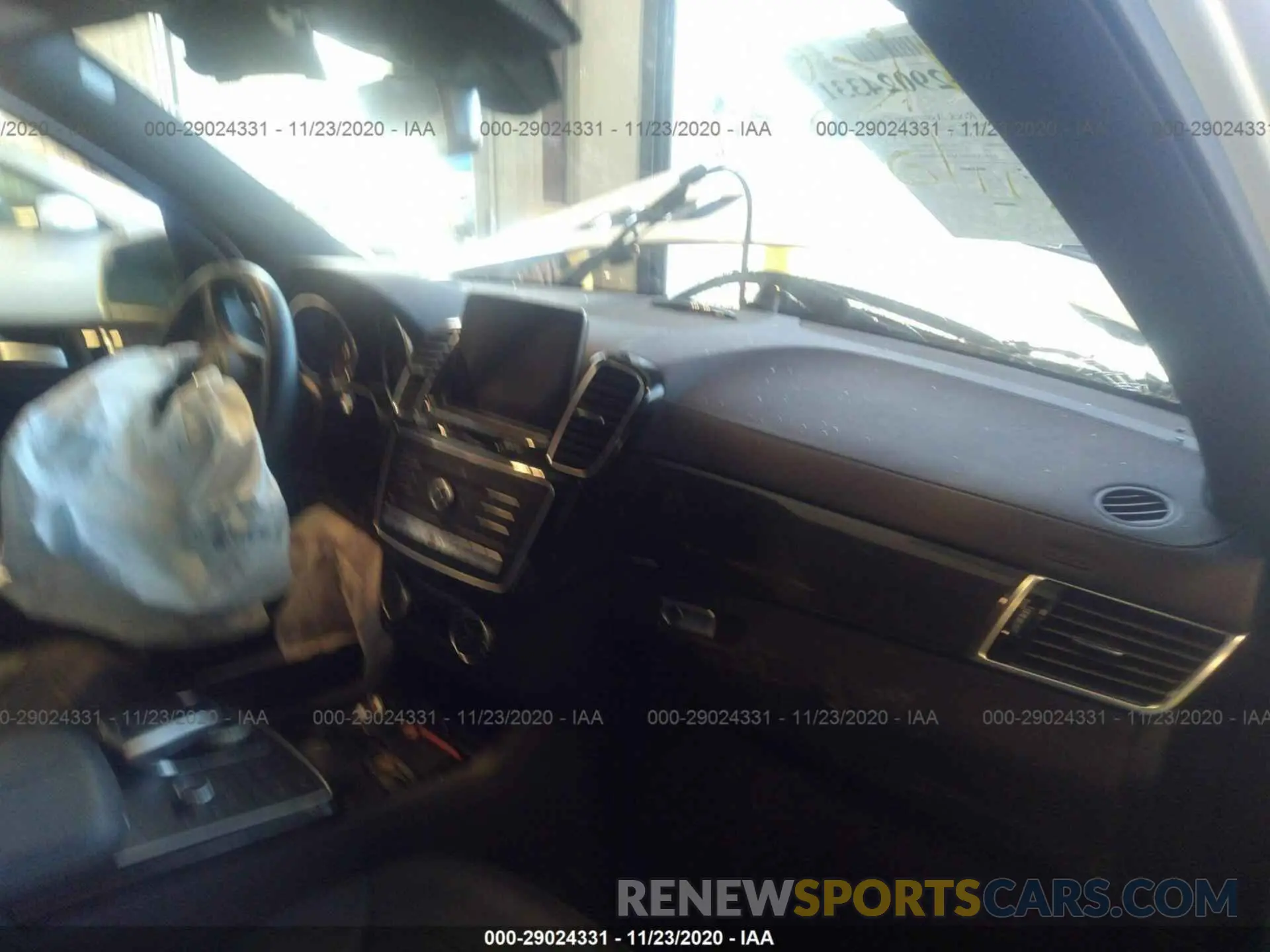 5 Photograph of a damaged car 4JGDF7DEXKB188608 MERCEDES-BENZ GLS 2019