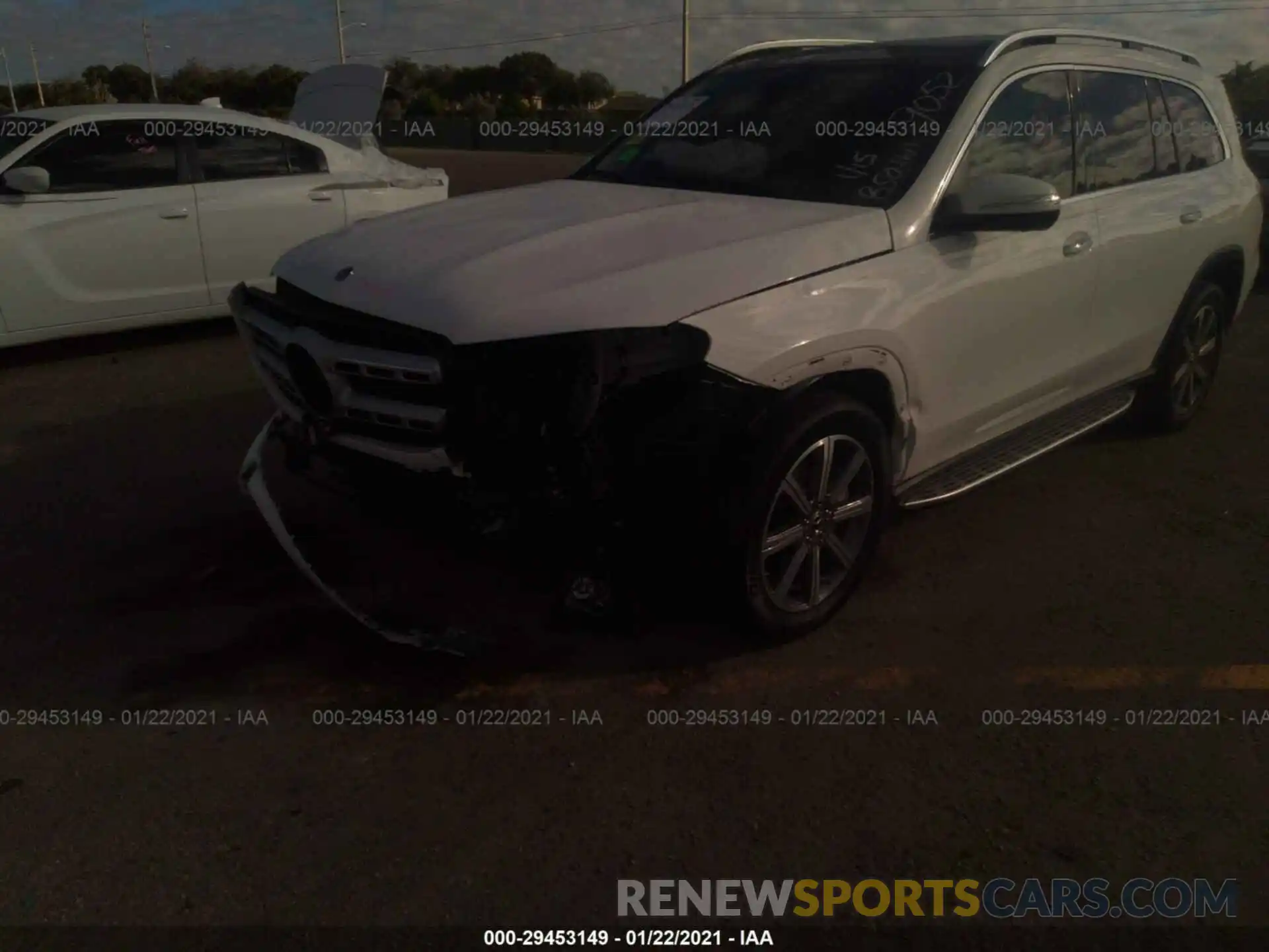 6 Photograph of a damaged car 4JGFF5KEXLA089052 MERCEDES-BENZ GLS 2020