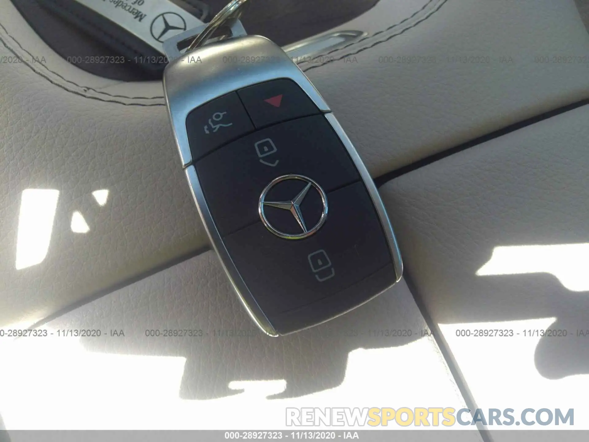 11 Photograph of a damaged car 4JGFF8GE3LA174809 MERCEDES-BENZ GLS 2020