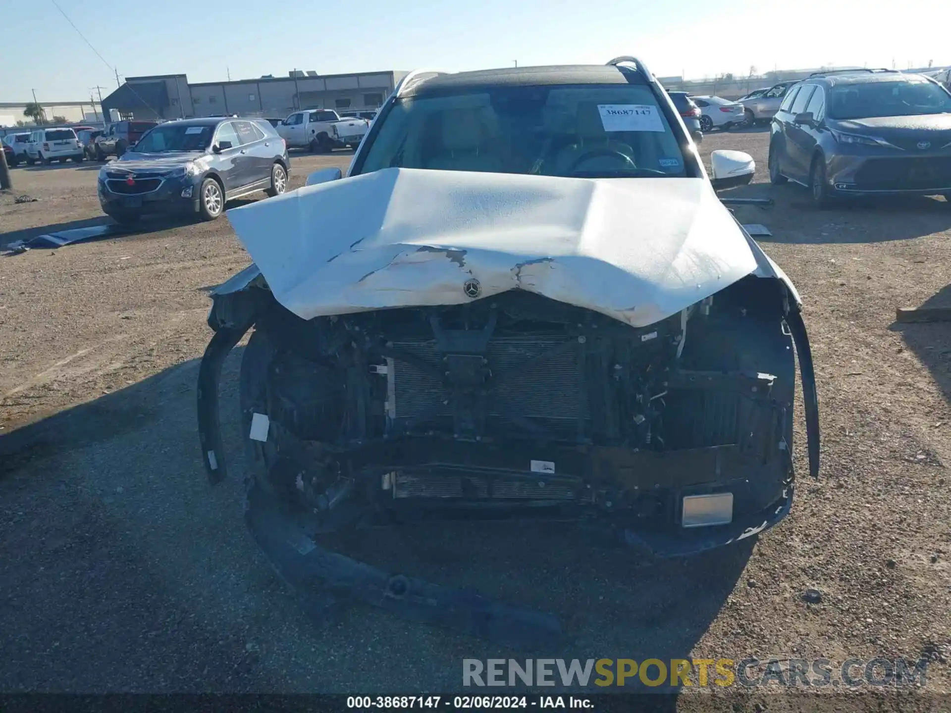 12 Photograph of a damaged car 4JGFF5KE2MA530285 MERCEDES-BENZ GLS 2021