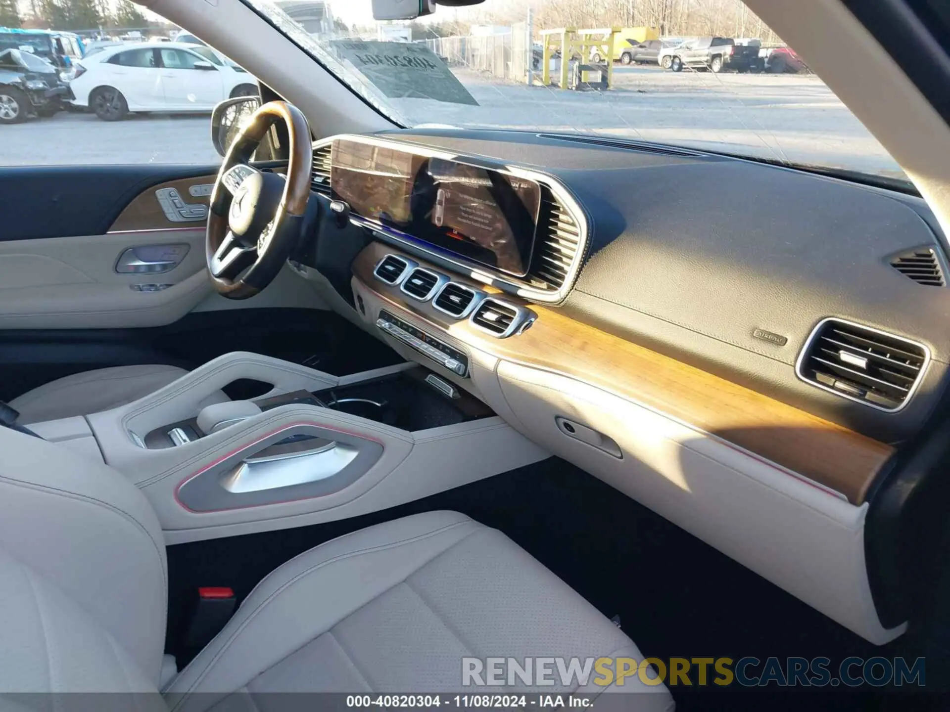 5 Photograph of a damaged car 4JGFF5KE7NA768649 MERCEDES-BENZ GLS 2022