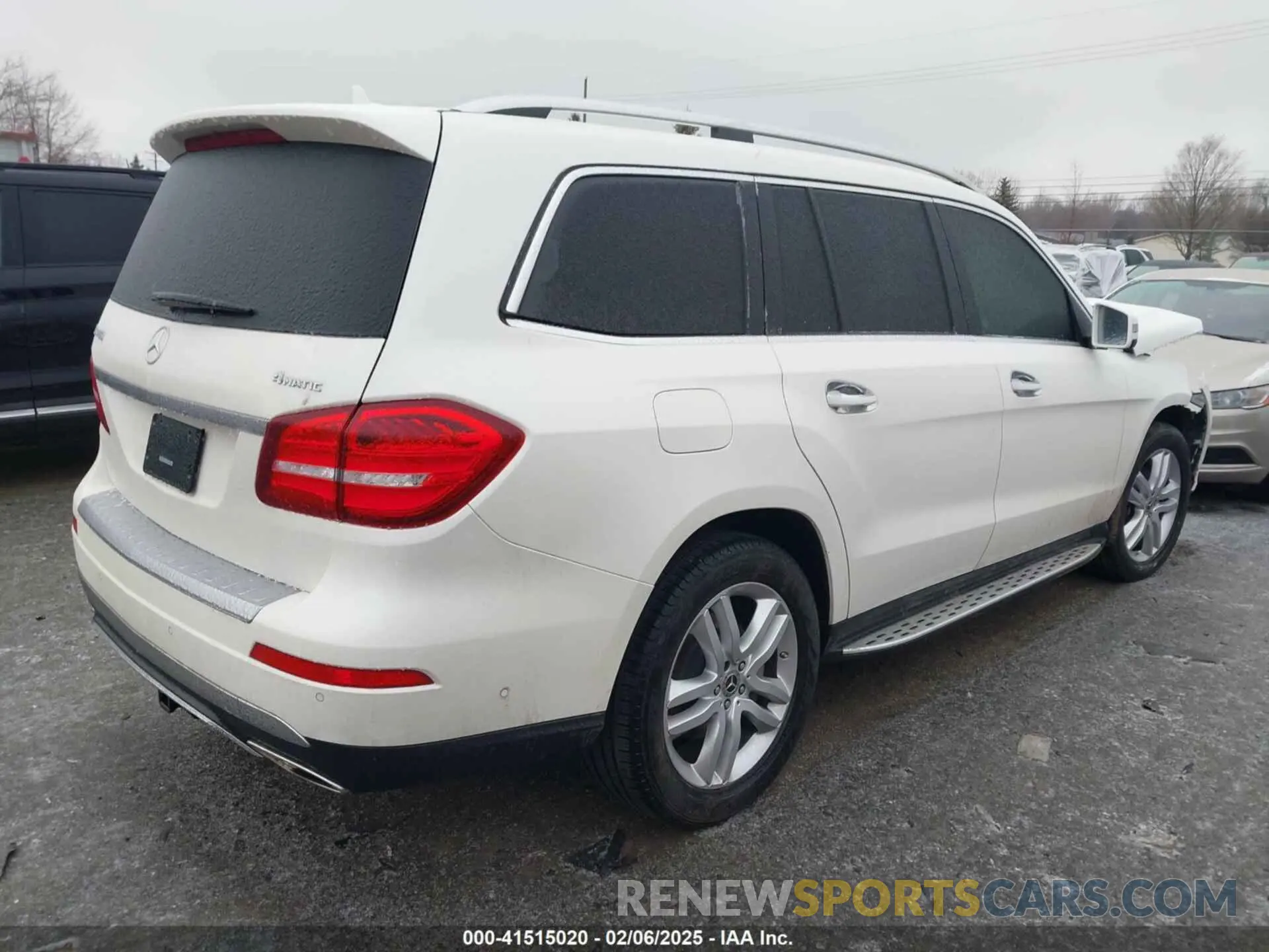 4 Photograph of a damaged car 4JGDF6EE0KB228719 MERCEDES-BENZ GLS 450 2019