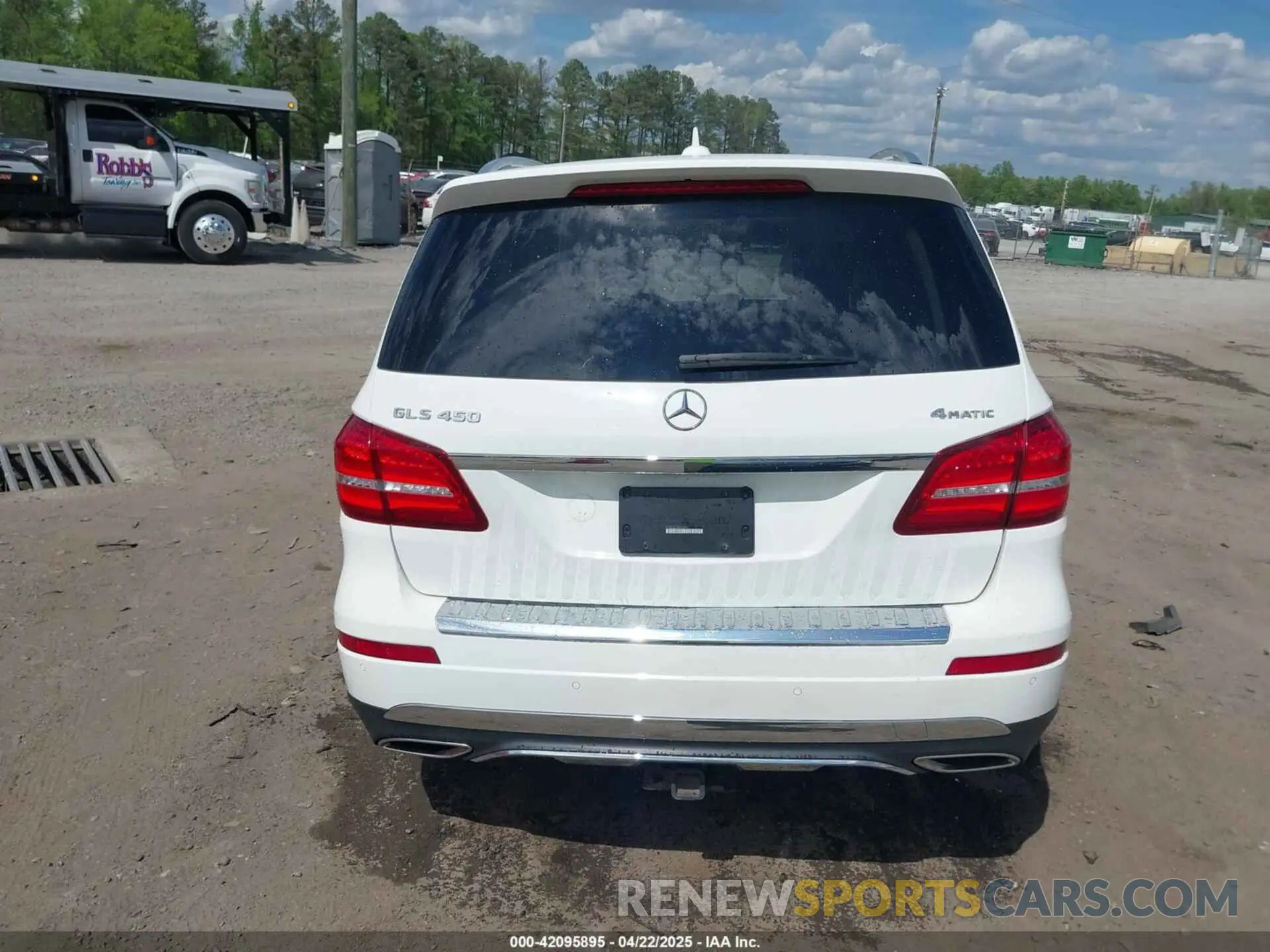 16 Photograph of a damaged car 4JGDF6EE0KB232821 MERCEDES-BENZ GLS 450 2019