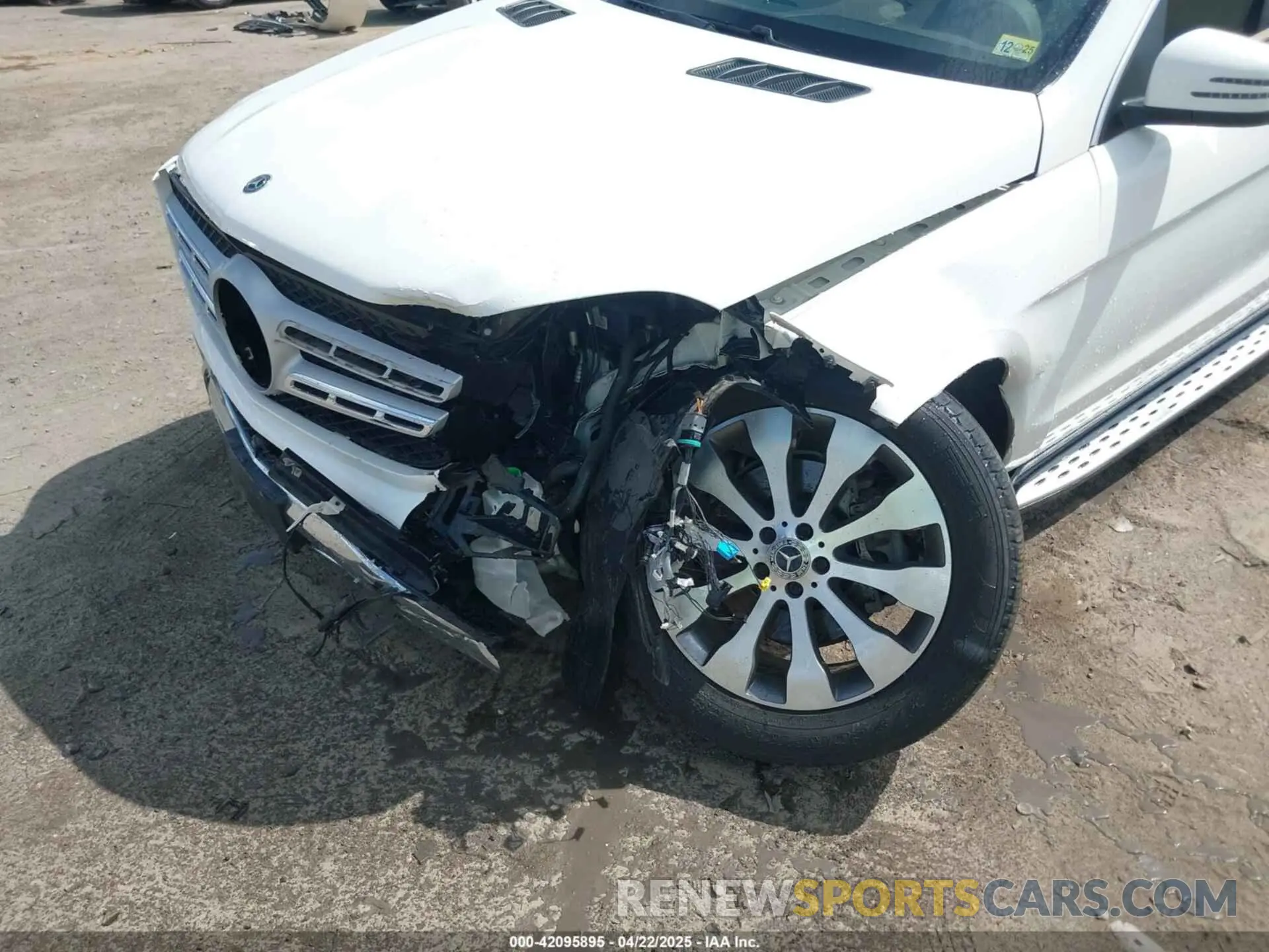 6 Photograph of a damaged car 4JGDF6EE0KB232821 MERCEDES-BENZ GLS 450 2019