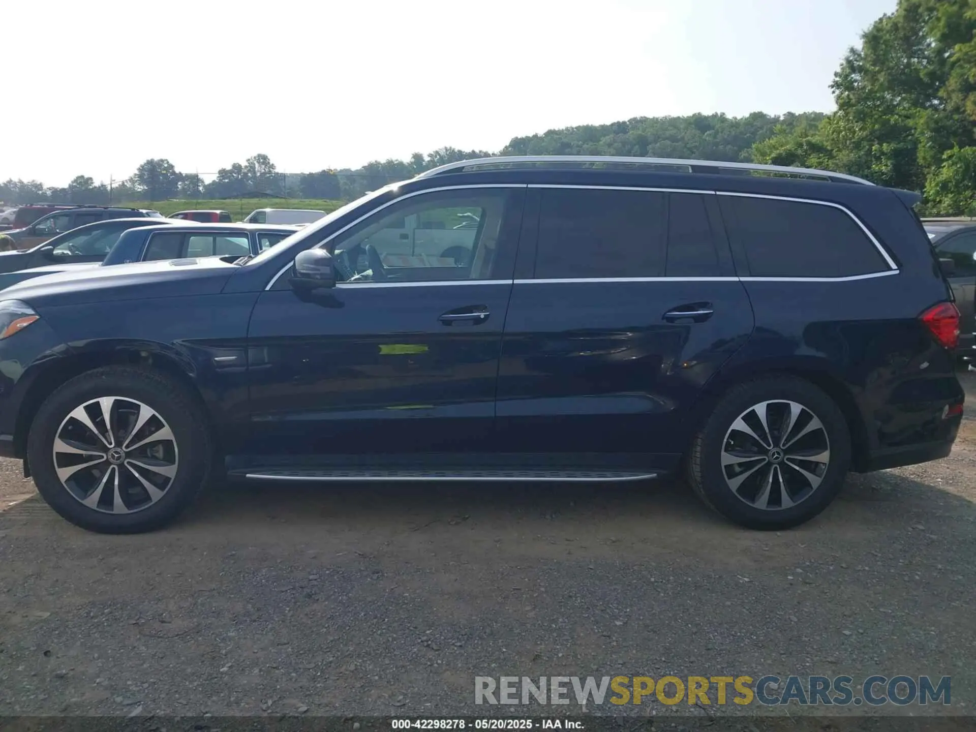 14 Photograph of a damaged car 4JGDF6EE1KB224162 MERCEDES-BENZ GLS 450 2019