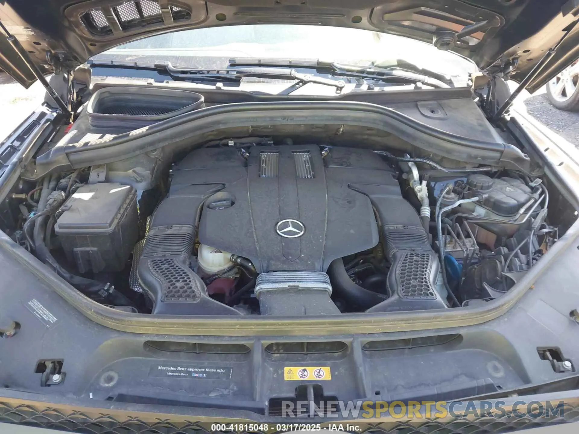10 Photograph of a damaged car 4JGDF6EE2KB210870 MERCEDES-BENZ GLS 450 2019